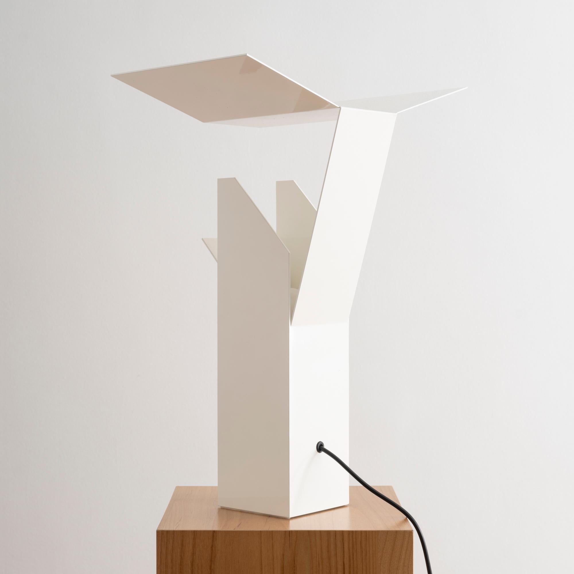 Contemporary Table Lamp in Folded Steel For Sale 2