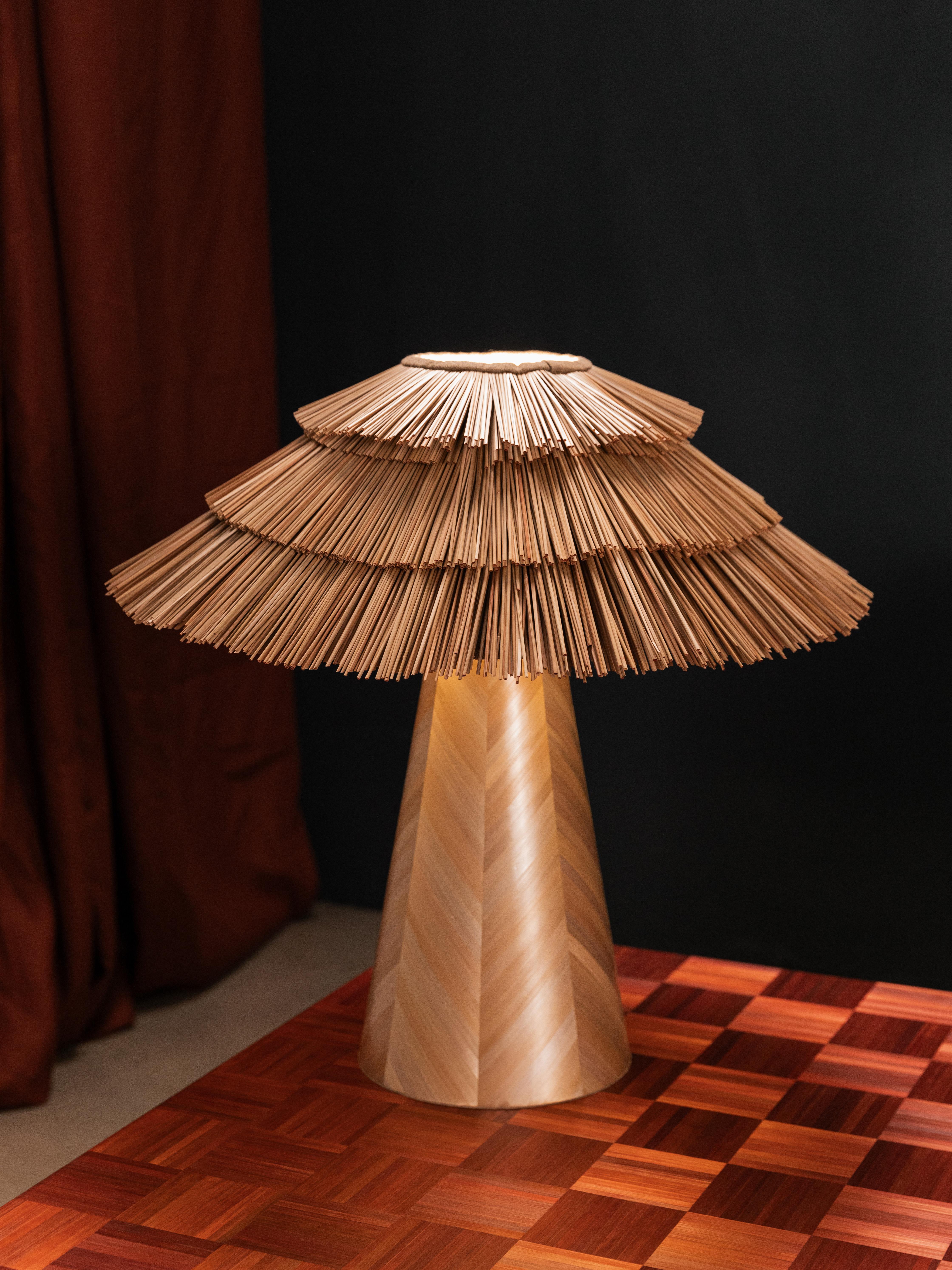 Lampe de table contemporaine Roots of Home, beige, petite en vente 4