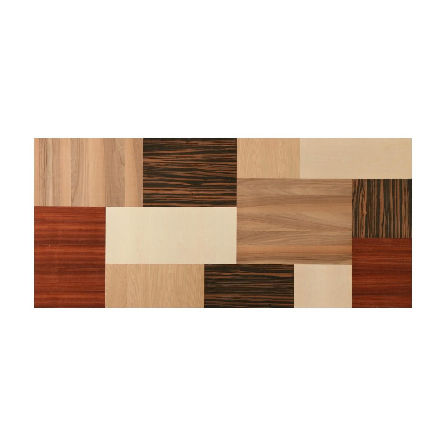 italien Table contemporaine avec plateau en mosaïque de bois en vente