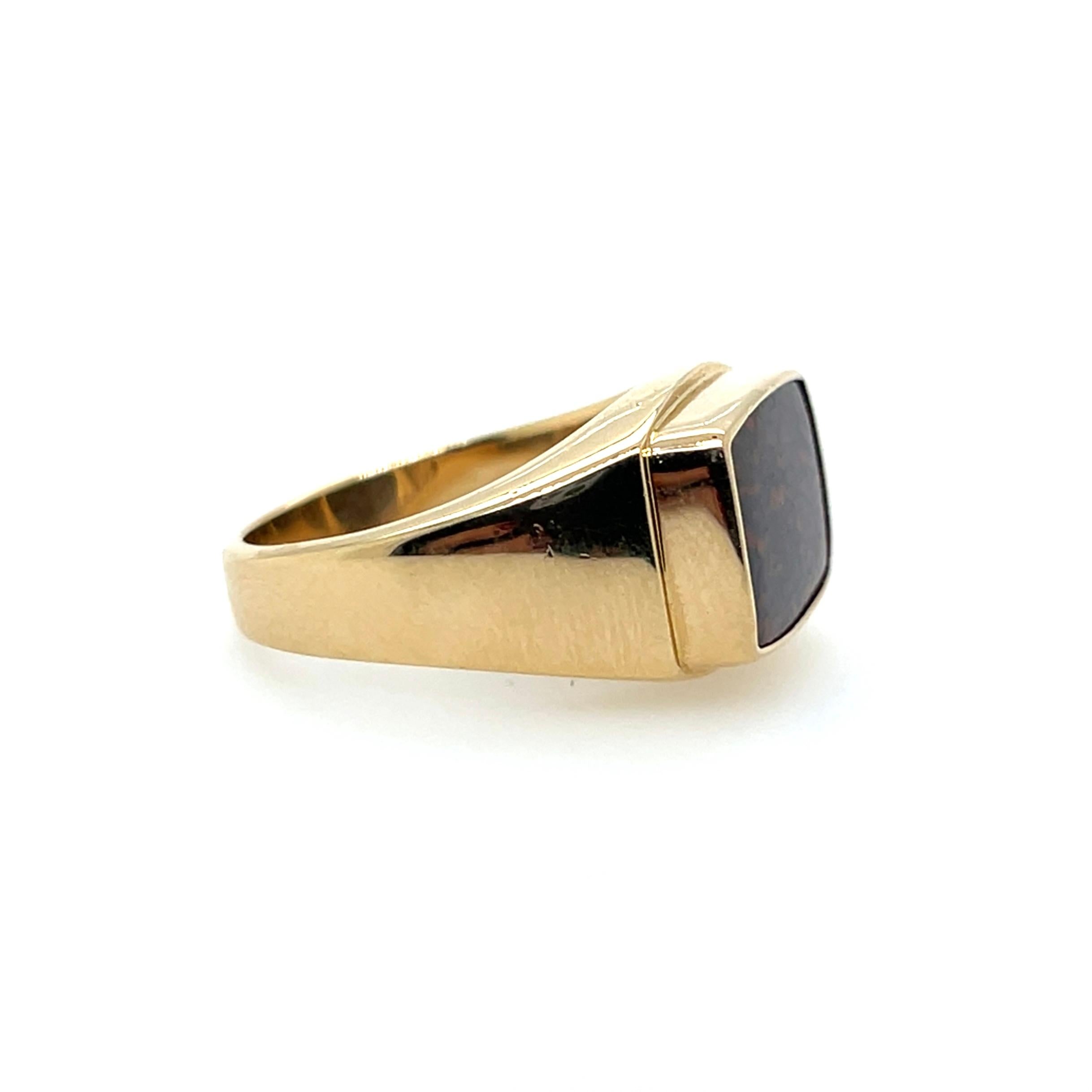 Women's or Men's Contemporary Tablet Cut Red Jasper 14k Yellow Gold Men's Statement Ring For Sale