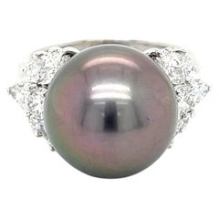 Contemporary Tahitian Pearl 
Diamond Ring in 18K White Gold