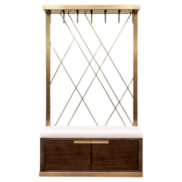 Zeitgenössischer großer Messing-Hallenbaum mit Bank im Angebot