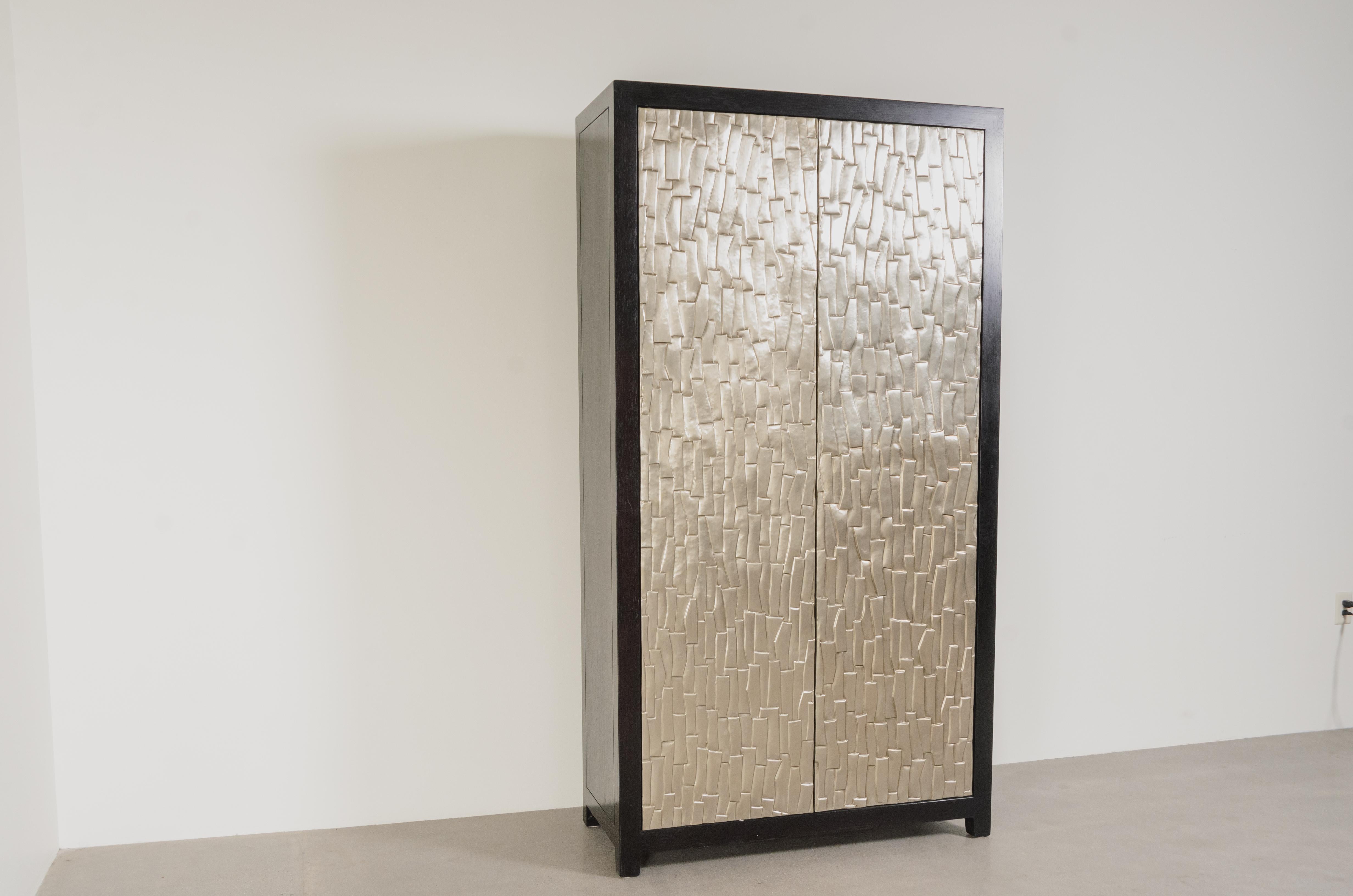 Contemporary Tall Kuai Cabinet in White Bronze by Robert Kuo, Limited Edition In New Condition For Sale In Los Angeles, CA