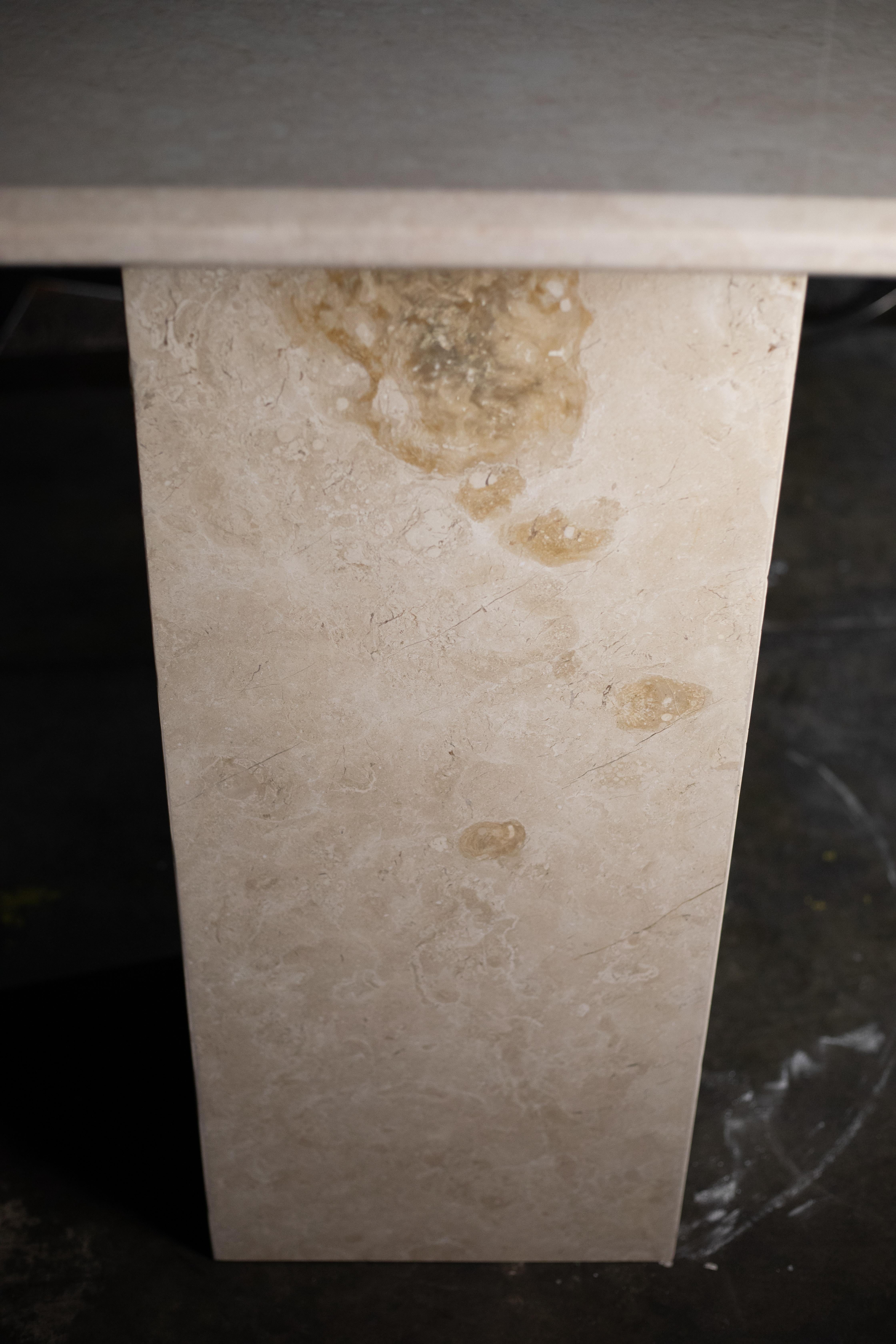 XXIe siècle et contemporain Cocktail Tables contemporaines en marbre en vente