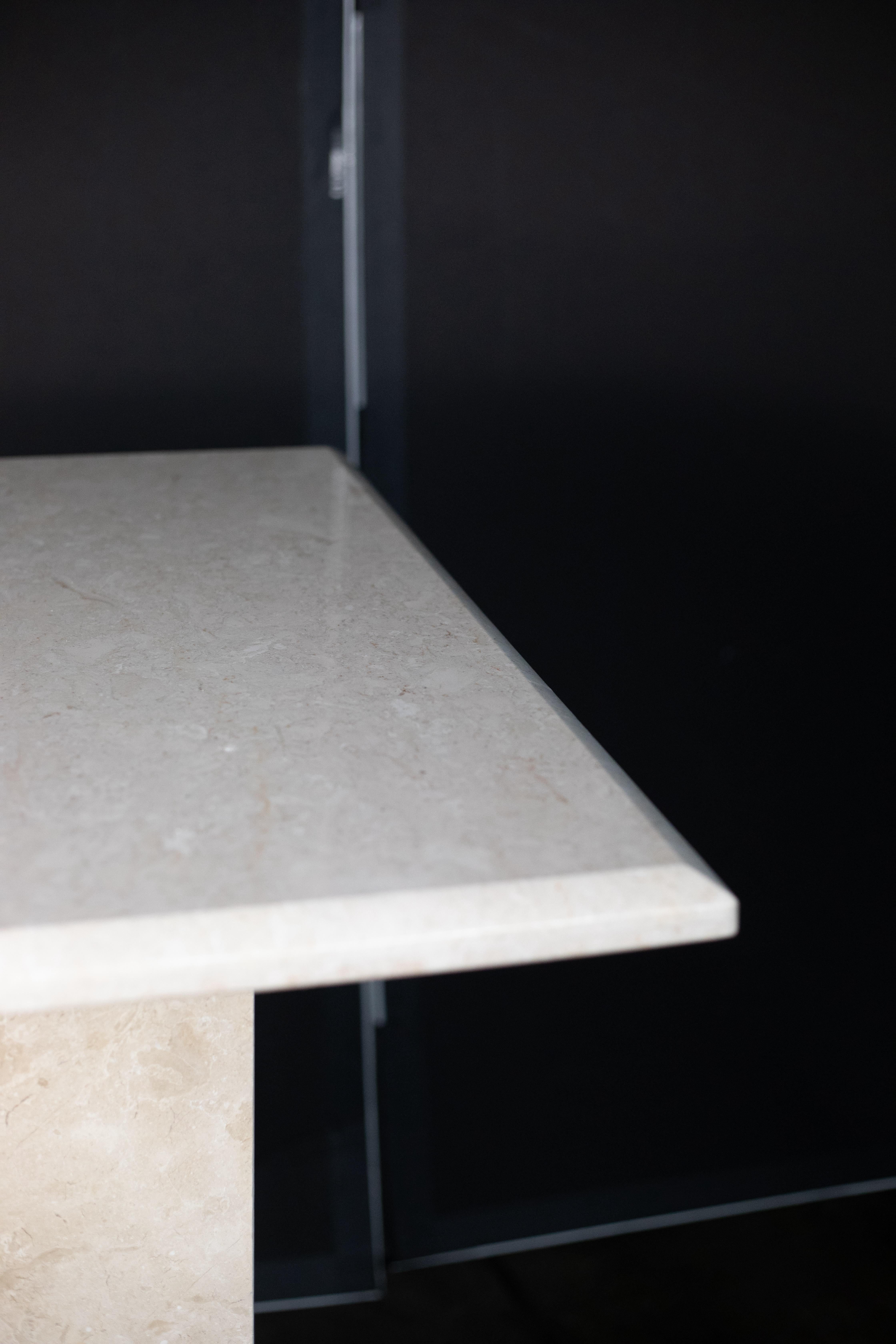 Marbre Cocktail Tables contemporaines en marbre en vente