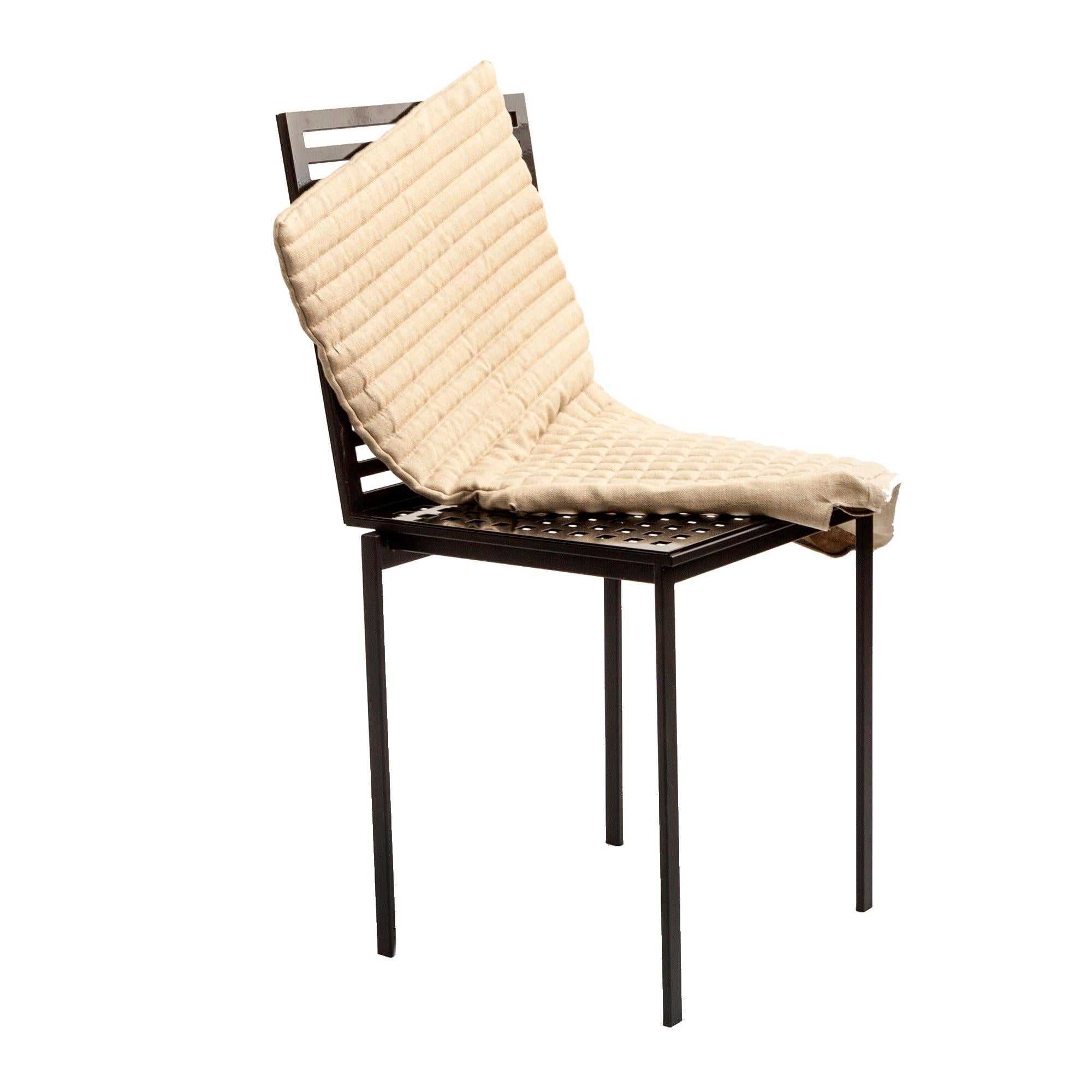 Contemporary Tanit Soft Chair with Beige Linen Cover For Sale 3