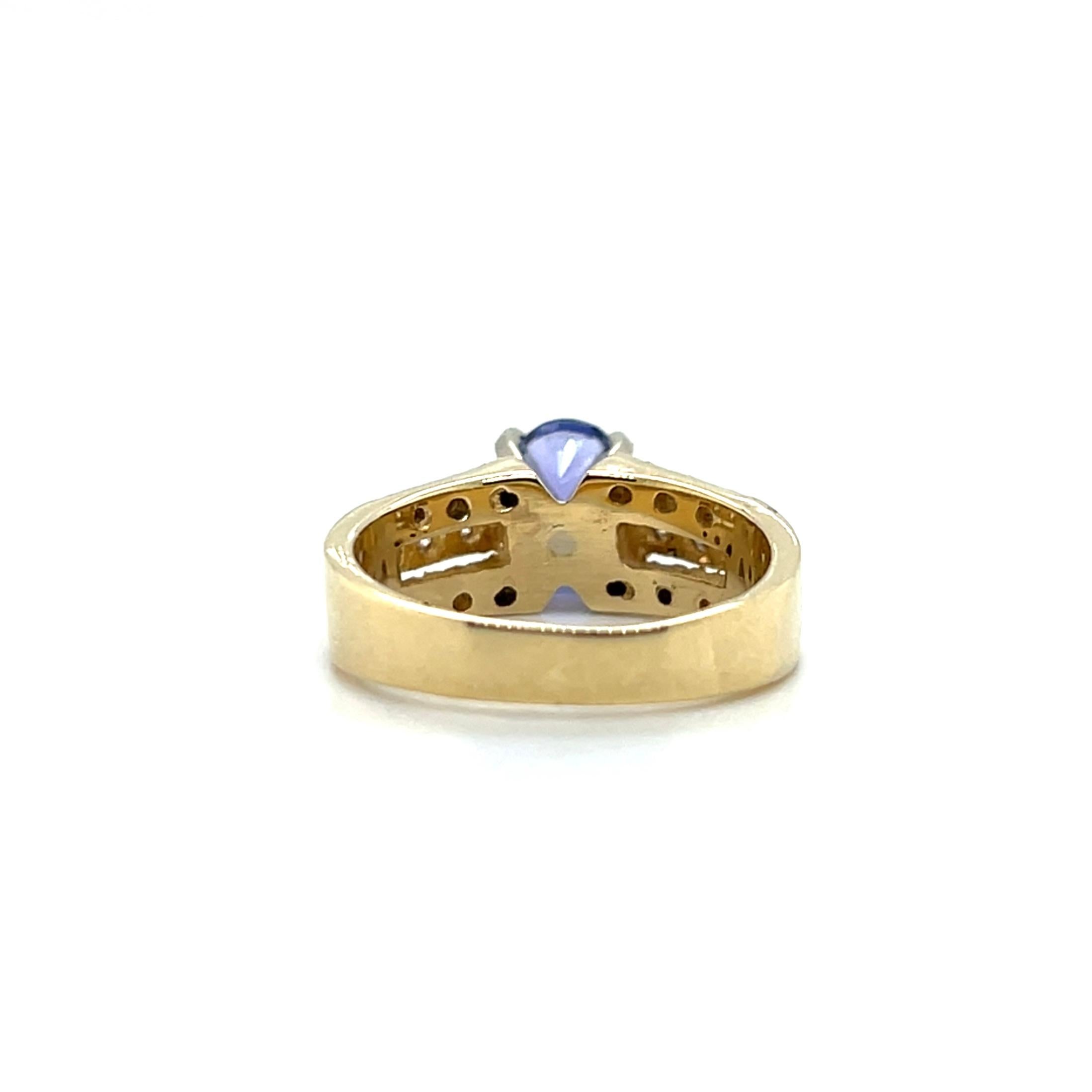 Contemporary Tanzanite and Diamond 14k Yellow Gold Ring in vendita 5