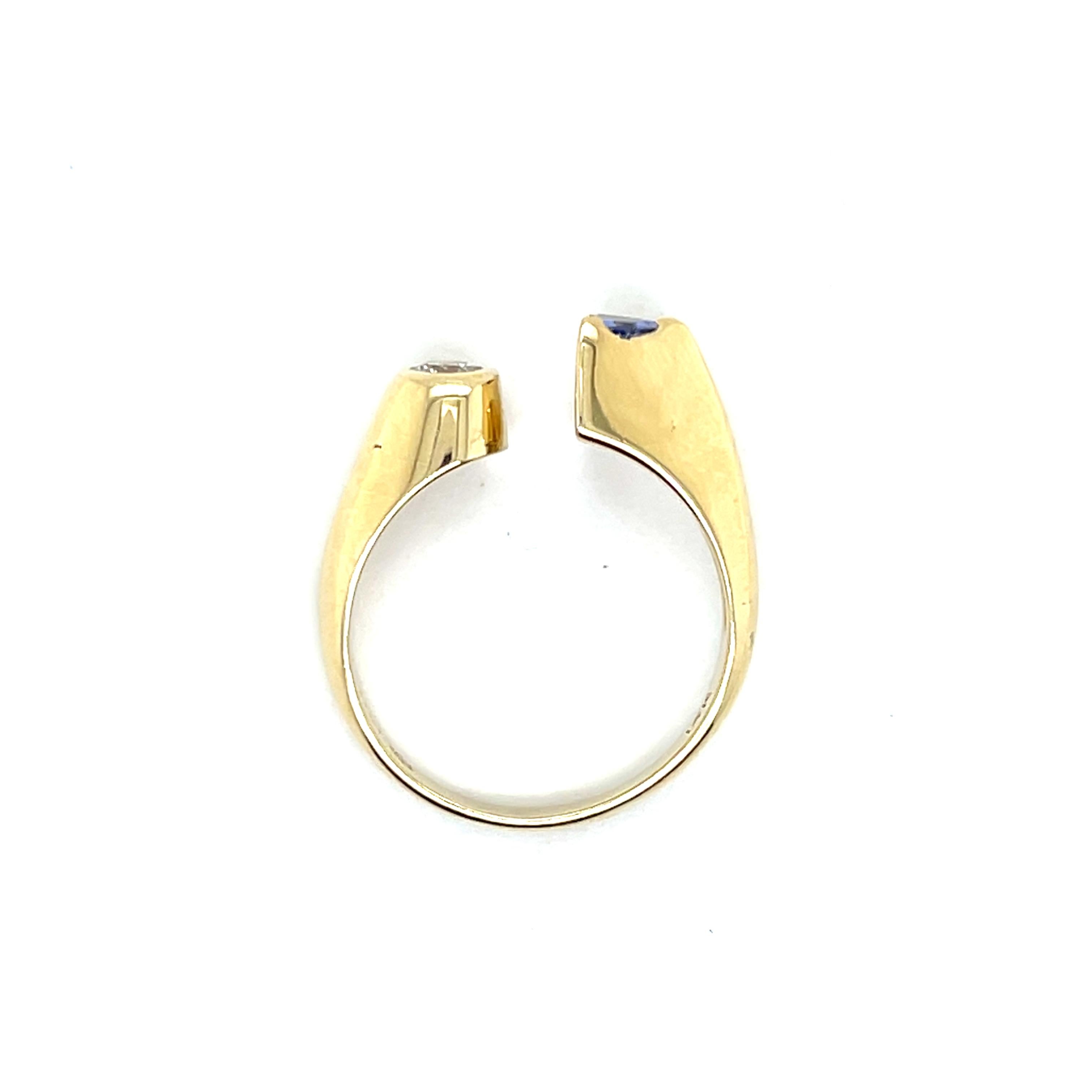 AM Contemporary Tanzanite Diamond 14k Yellow Gold Open Shank Statement Ring (Bague de déclaration en or jaune 14k avec tanzanite et diamant) en vente 2