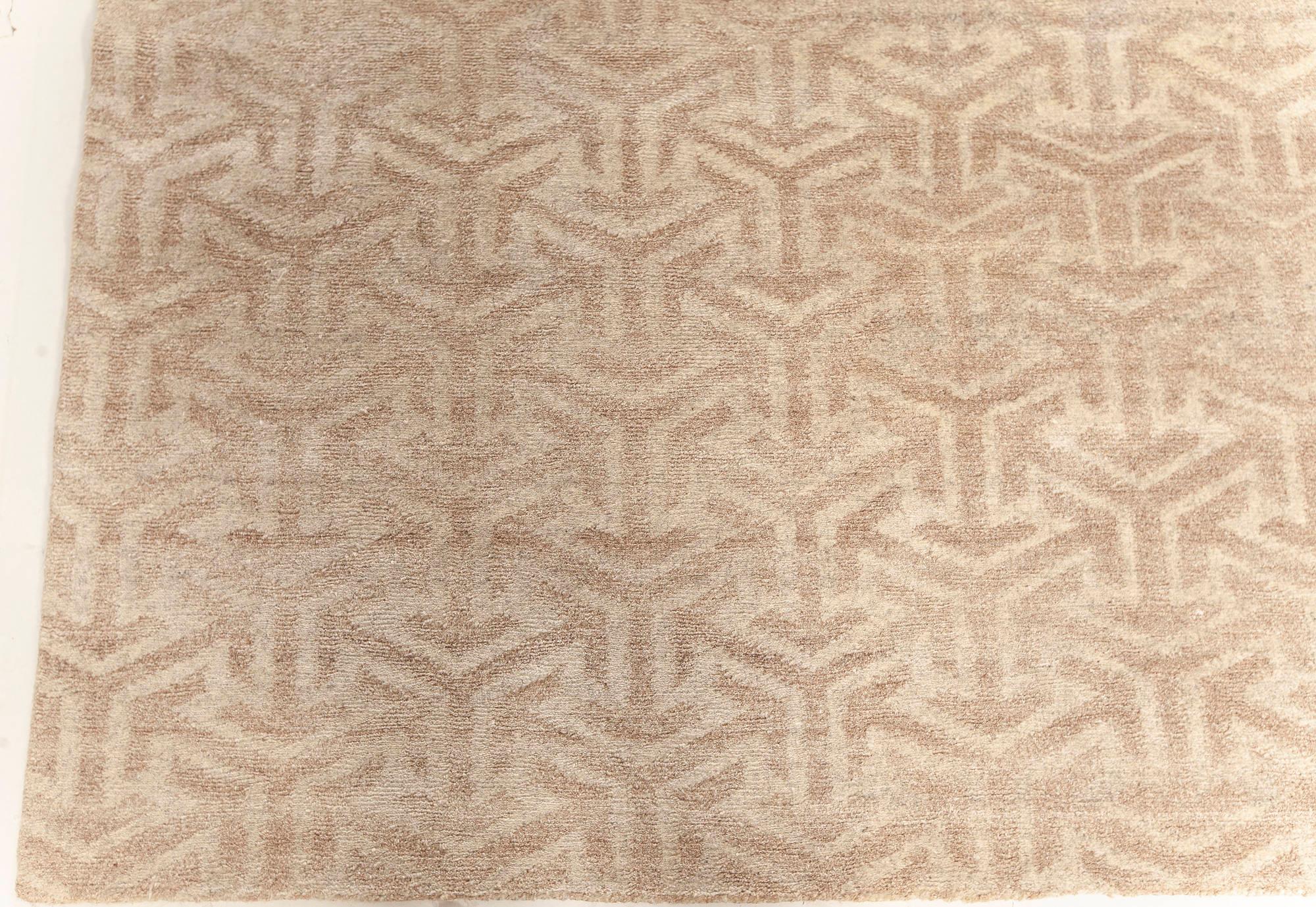 Zeitgenössischer beigefarbener Terra-Teppich aus Naturwolle von Doris Leslie Blau (Indisch) im Angebot