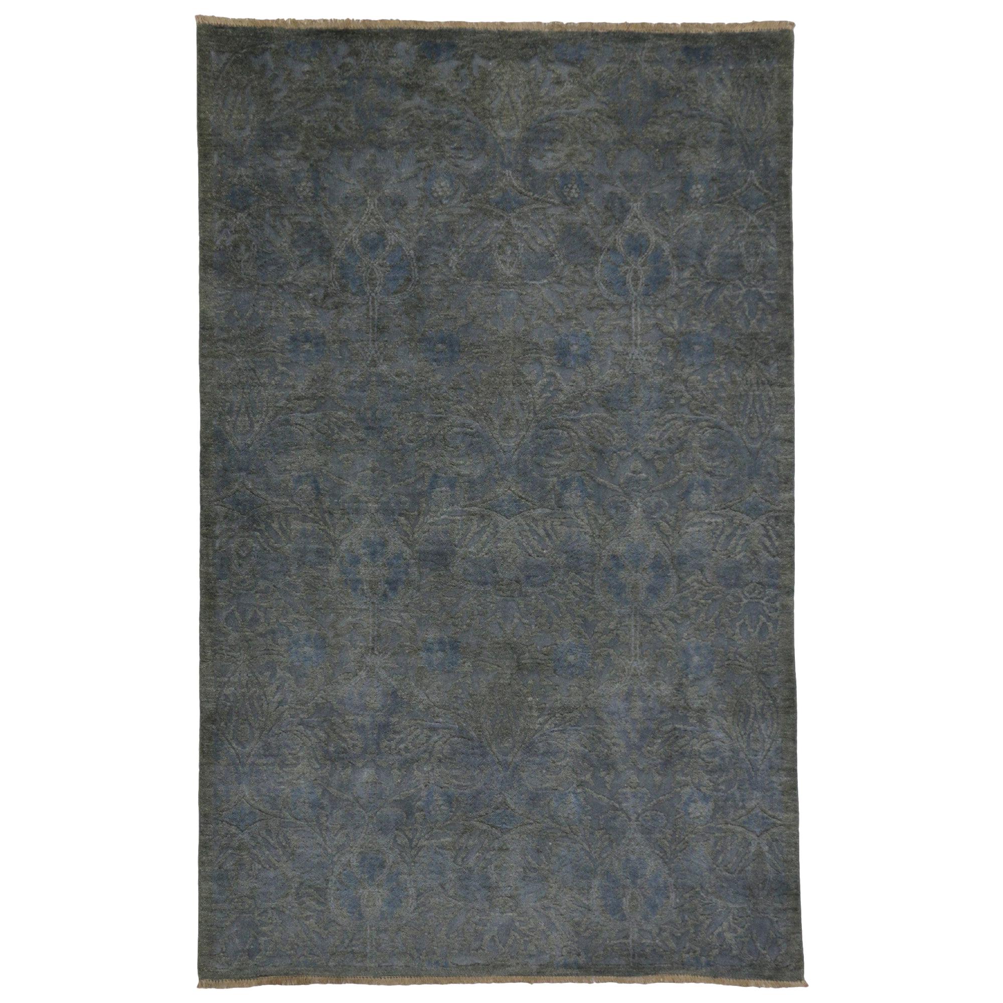 Contemporary Texture Area Rug with Transitional Style with Raised Pattern For Sale