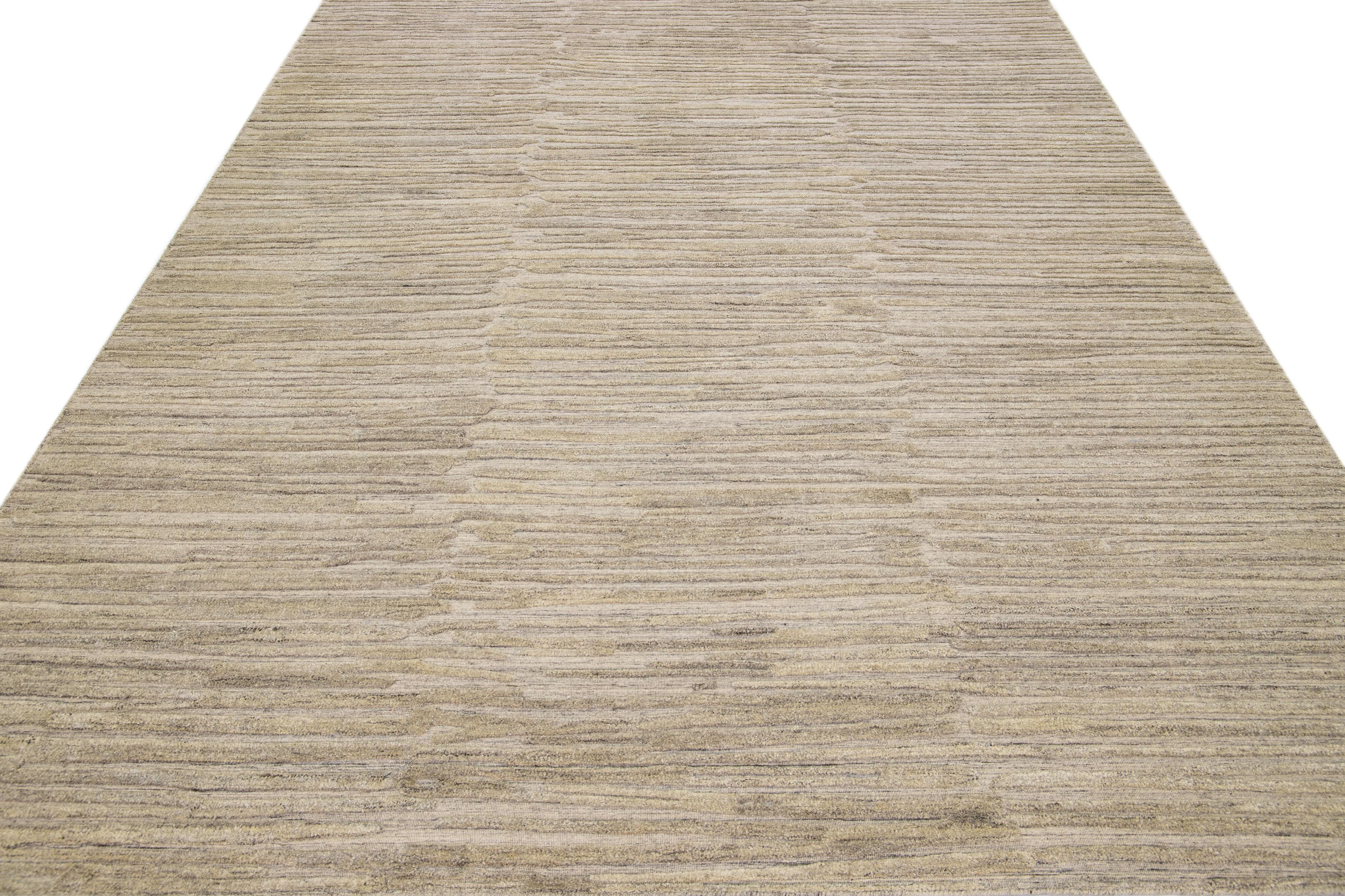 Modern Contemporary Texture Natural Beige Handmade Wool & Viscose Rug For Sale
