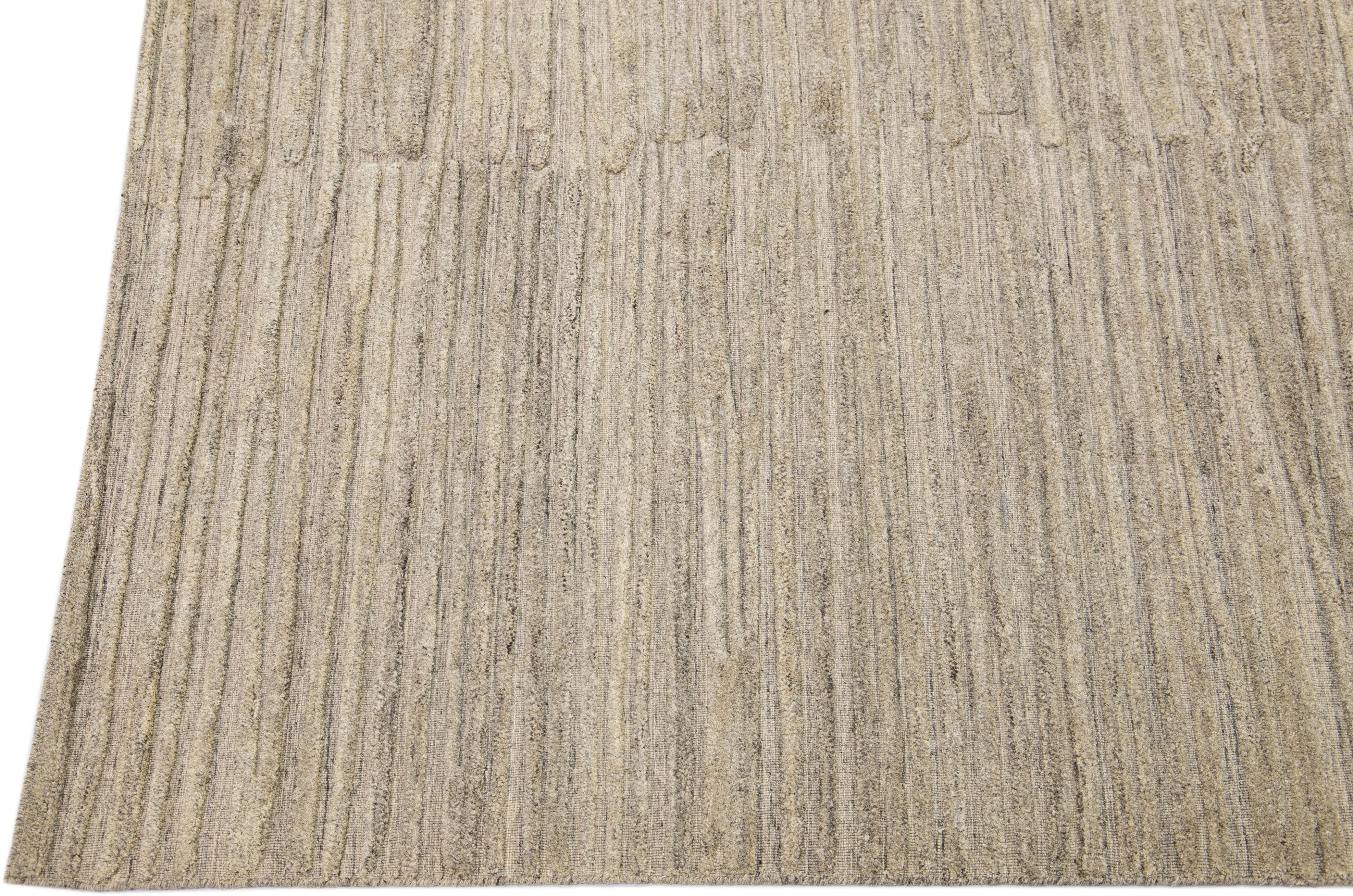 Indian Contemporary Texture Natural Beige Handmade Wool & Viscose Rug For Sale
