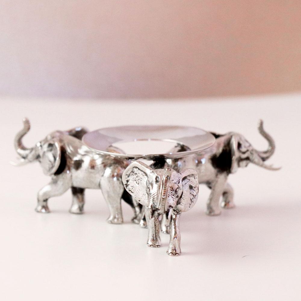 Contemporary Three Elefants Base by Alcino Silversmith 1902 is a handcrafted piece in 925 Sterling Silver, hammered and chiseled by excellent craftsmen, giving this piece a much higher future valorization.

This piece was designed and produced in