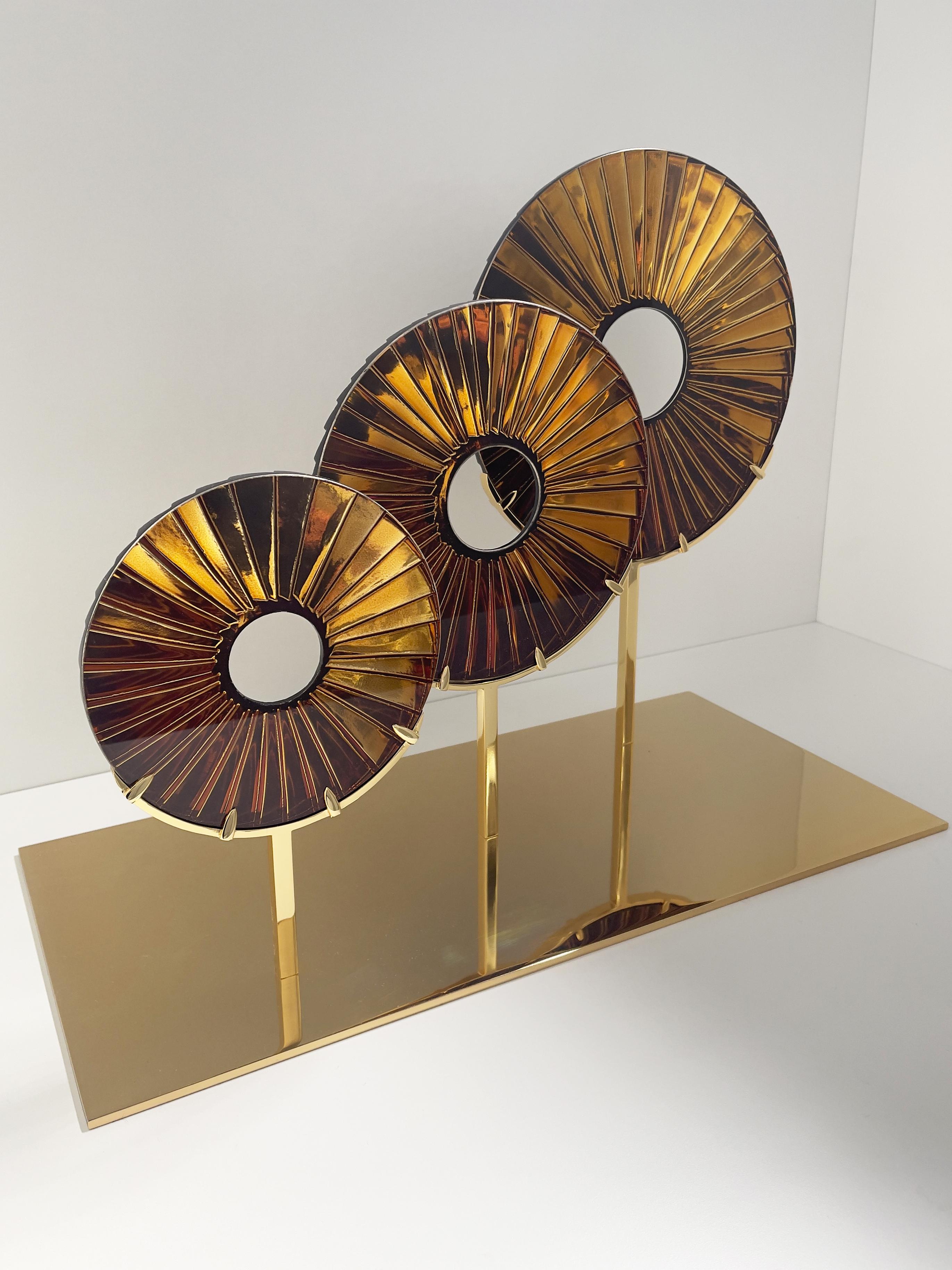 Italian Contemporary 'Three Eyes' Sculpture Amber Glass, Brass 24kt Gold by Ghiró Studio For Sale