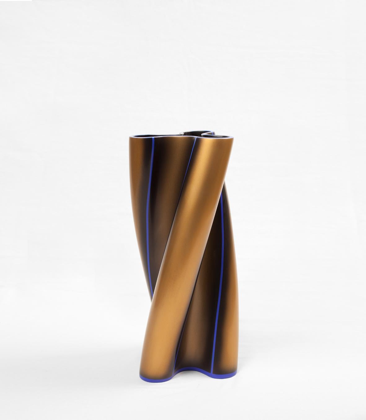 Modern Contemporary Three Swirling Lobes Copper Lacquered Ceramic Vase