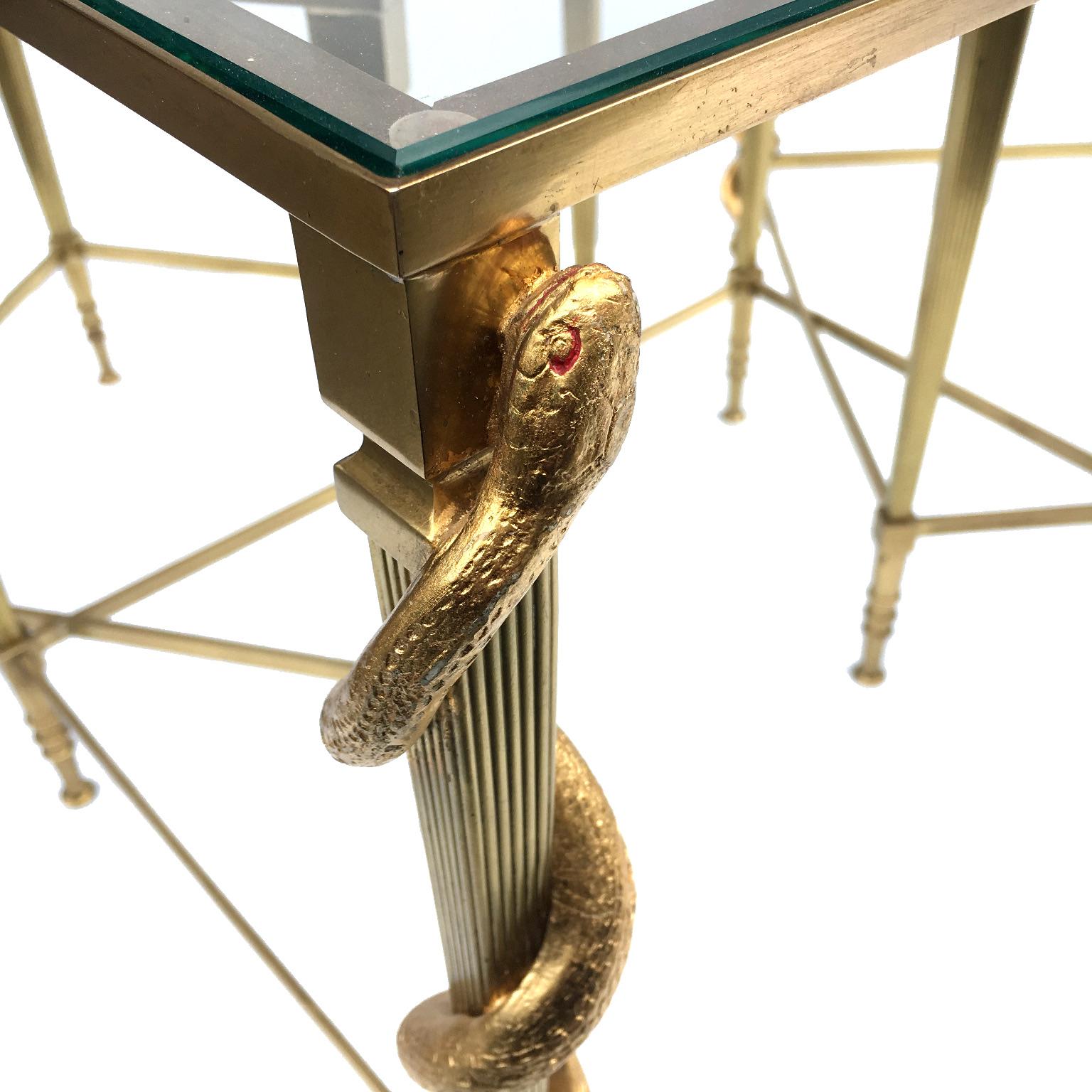 One-of-a-kind Three Tops Brass Side Table with Insects and Snakes Sculptures In Excellent Condition For Sale In Milan, IT