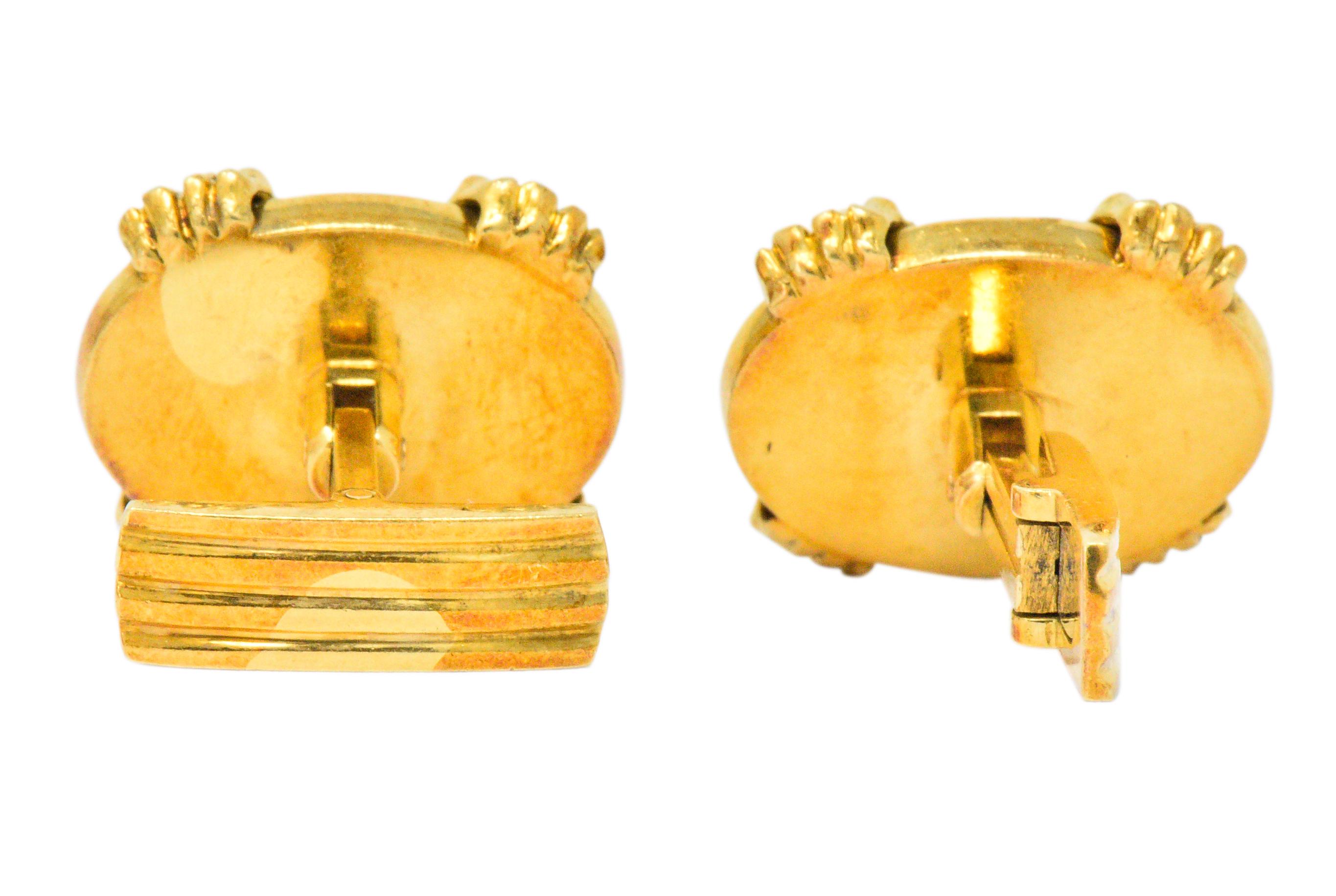 Women's or Men's Vintage Tiger's Eye Cabochon 18 Karat Gold Clawed Men's Cufflinks
