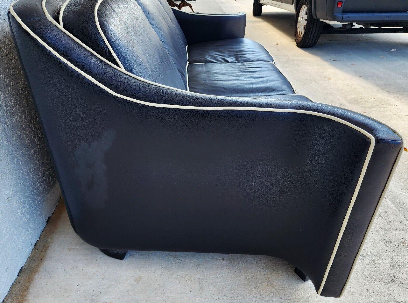Canapé contemporain en cuir de première qualité par Elite Leather en vente 10