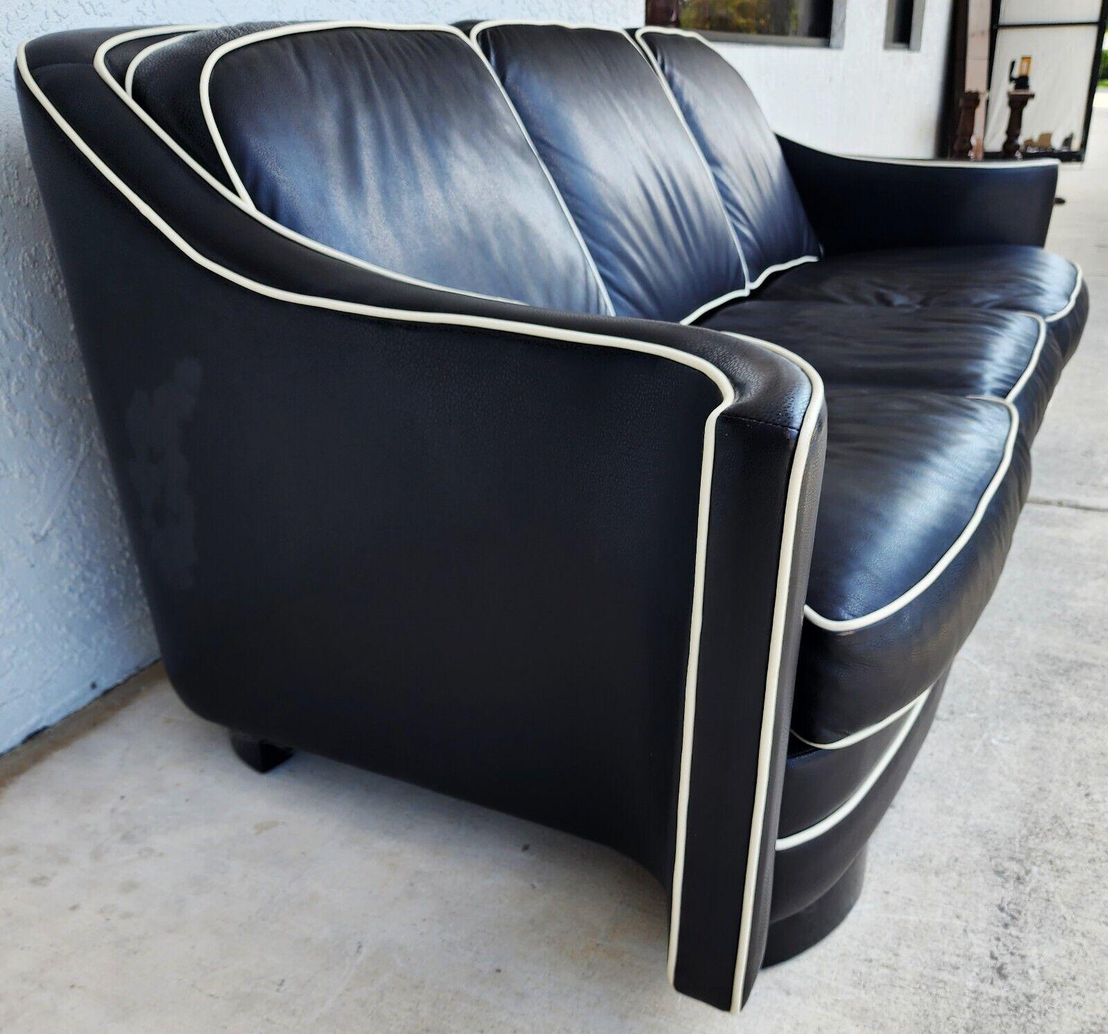 Canapé contemporain en cuir de première qualité par Elite Leather en vente 3