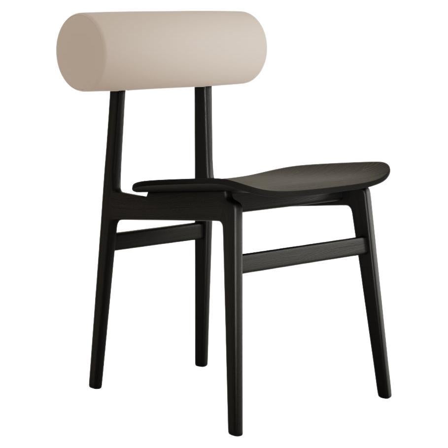 Silla Totem Contemporánea de Norr11, roble negro, respaldo de cuero (Terra Lime)