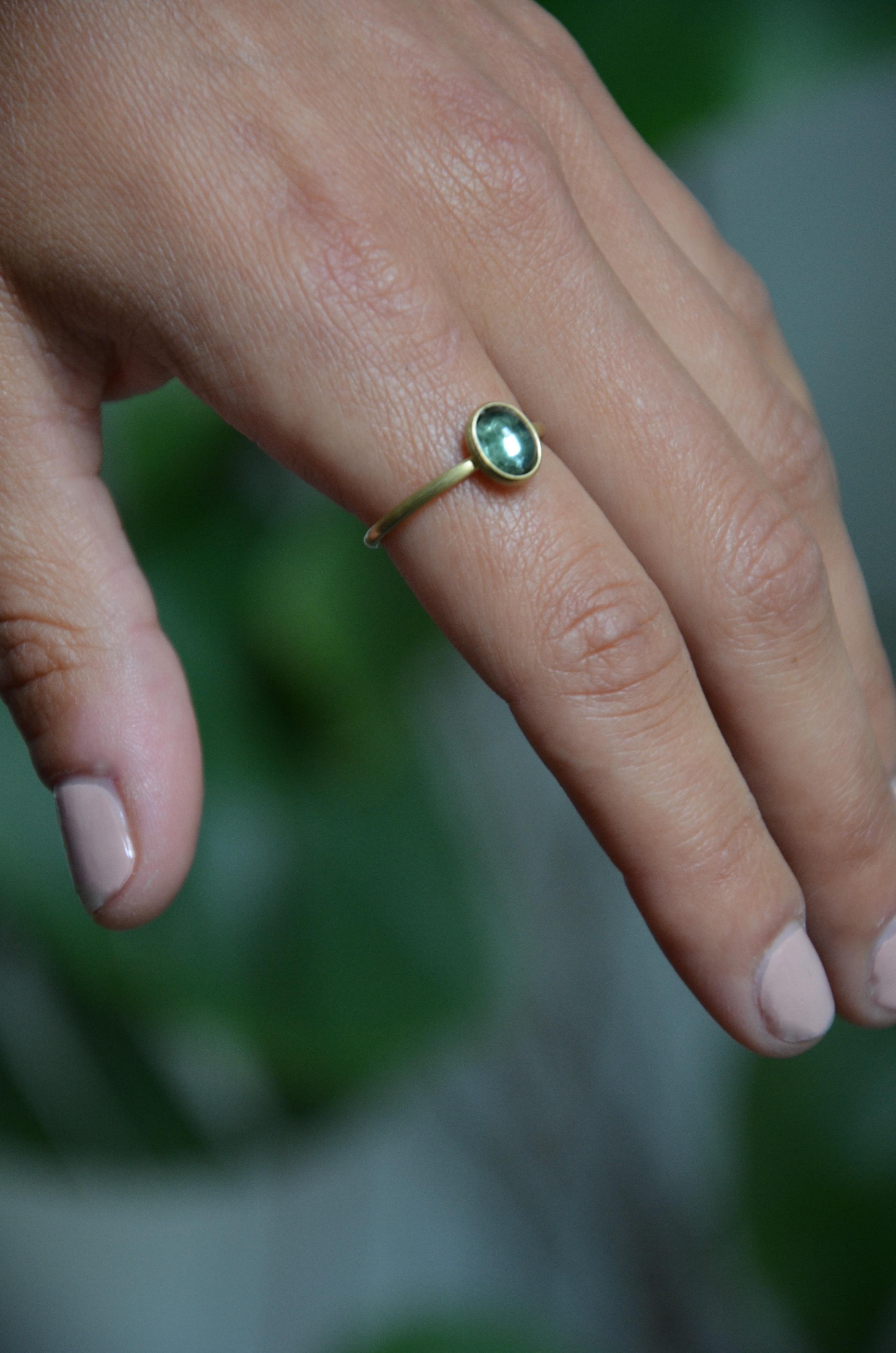 Contemporary Tourmaline 18 Karat Gold Cocktail Ring For Sale 2