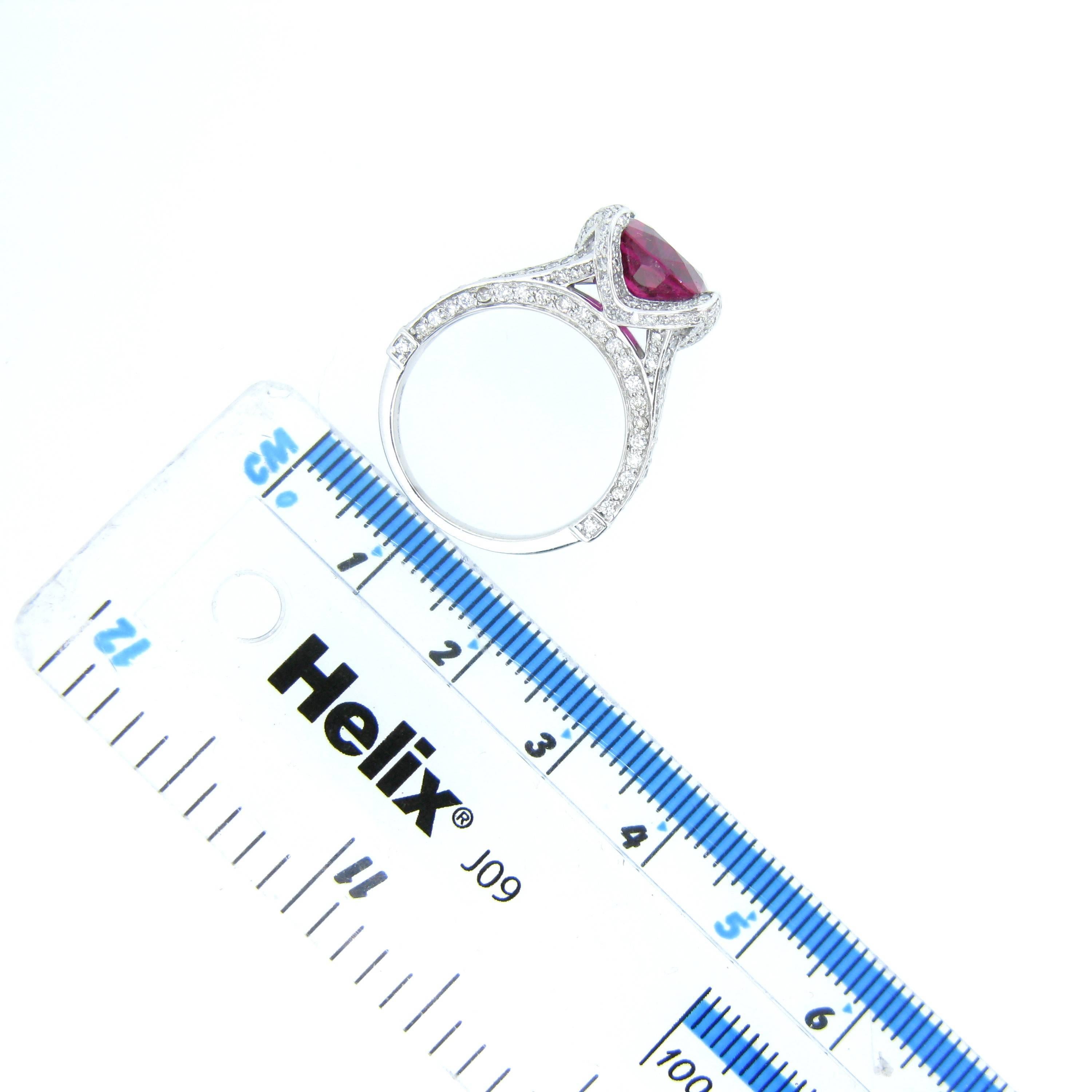 Contemporary Tourmaline Diamond 18 Karat White Gold Cocktail Ring 5