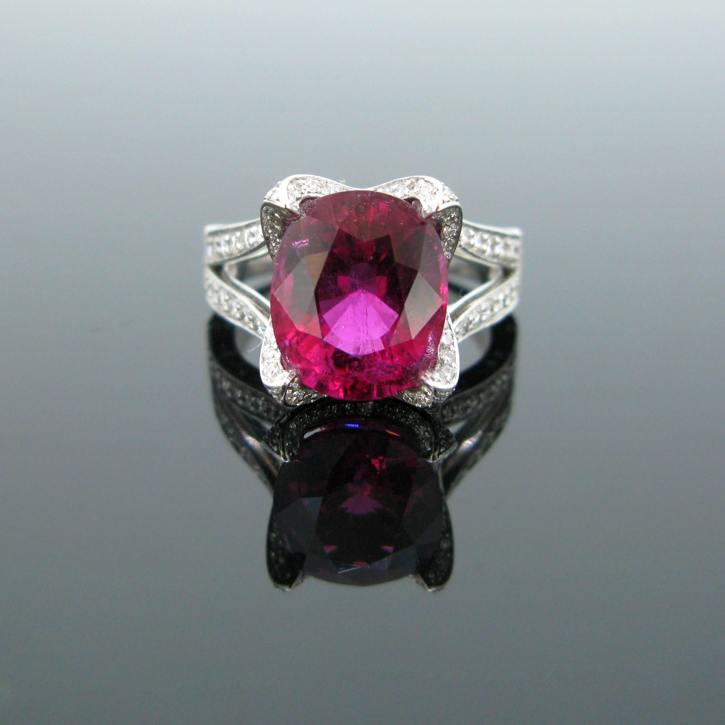 This new ring features a pink tourmaline with a vibrant colour; it weighs approximately 6.50ct. The ring is made in 18kt white gold and has 202 round brilliant cut diamonds set on the mount. Pink tourmaline is known for bringing an influx of love,