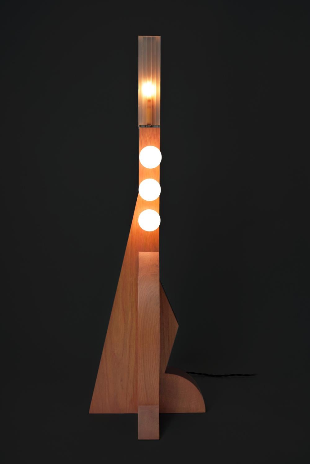 British Contemporary Tower Floor Lamp with Terracotta Geometric Oak Base & Frosted shade For Sale