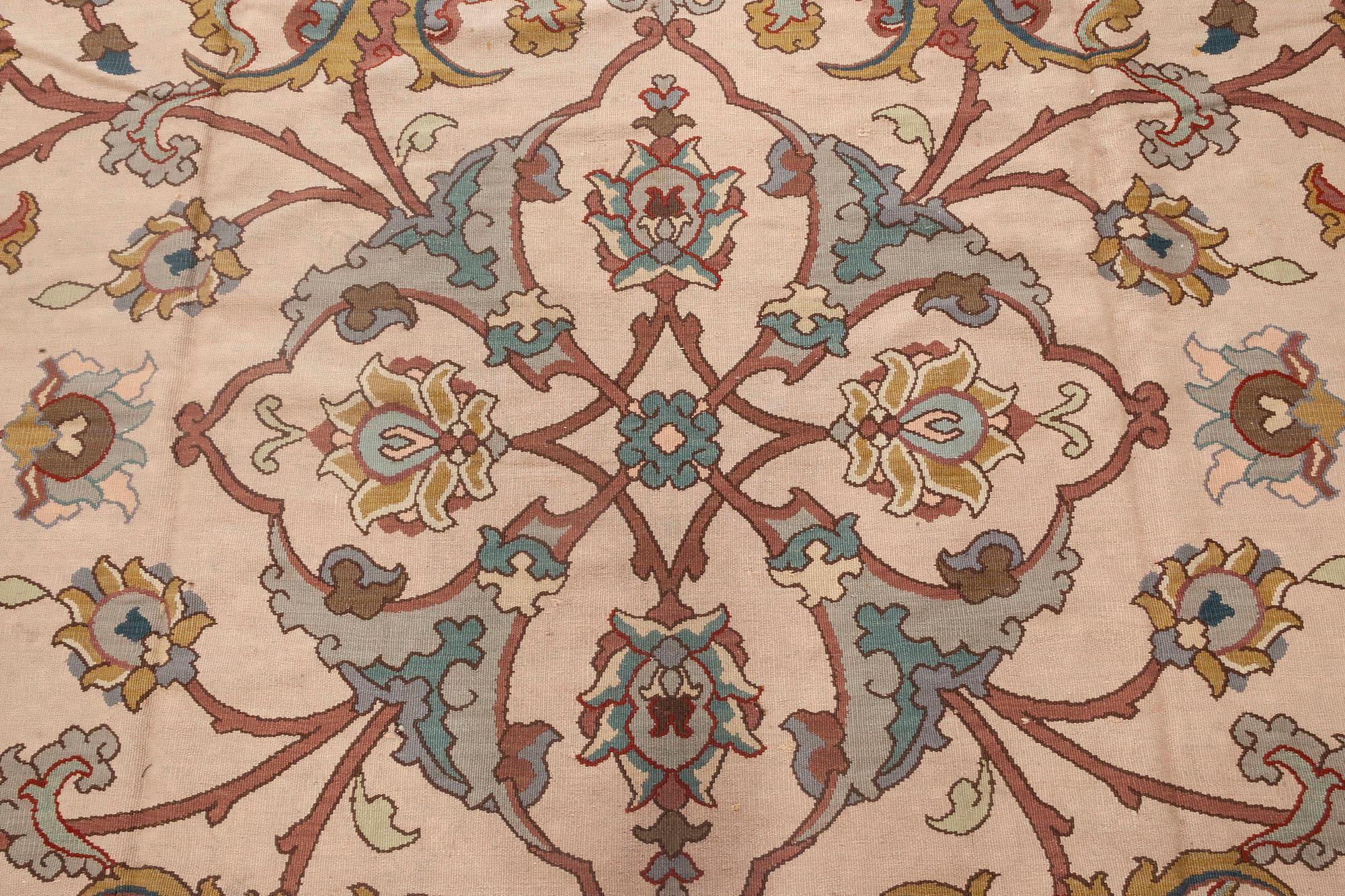 Indian Contemporary Traditional Floral Design Flat-Weave Wool Rug by Doris Leslie Blau For Sale