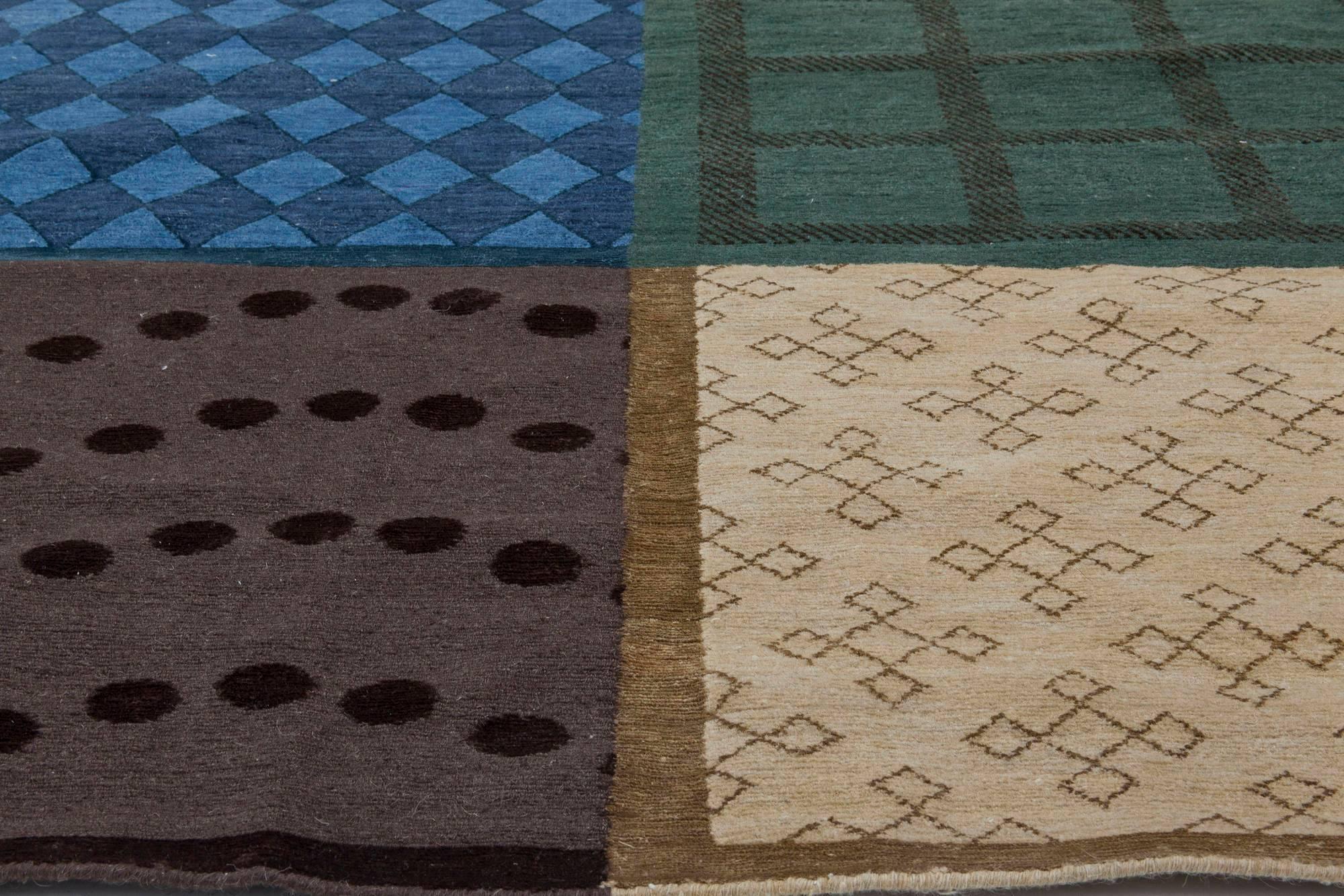 Contemporary Traditional Nepalese Handmade Wool Rug by Doris Leslie Blau Moderno en venta
