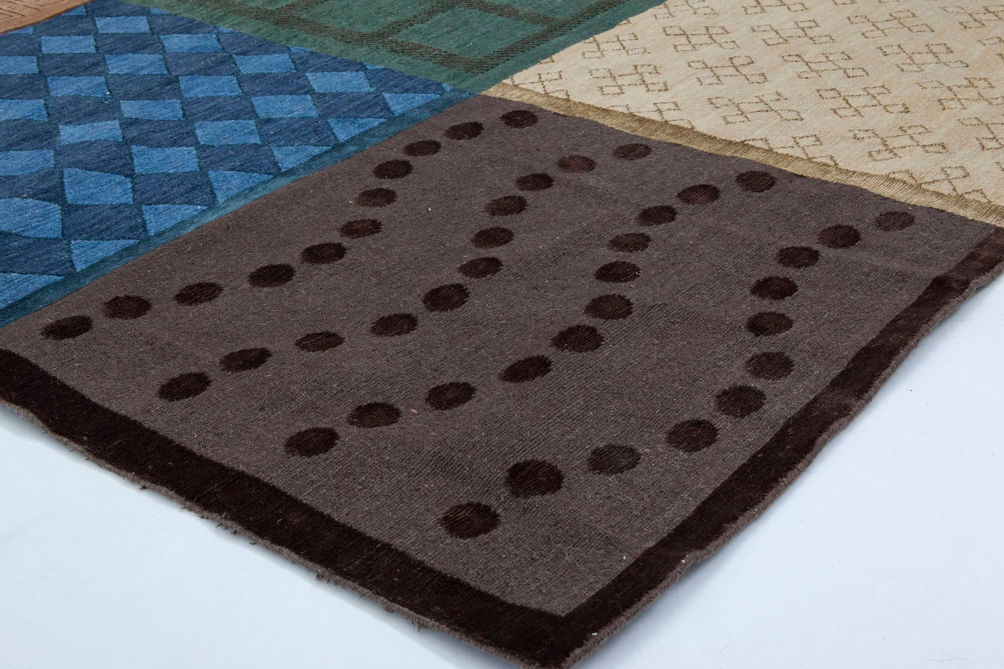 Contemporary Traditional Nepalese Handmade Wool Rug by Doris Leslie Blau en Nuevo estado para la venta en New York, NY