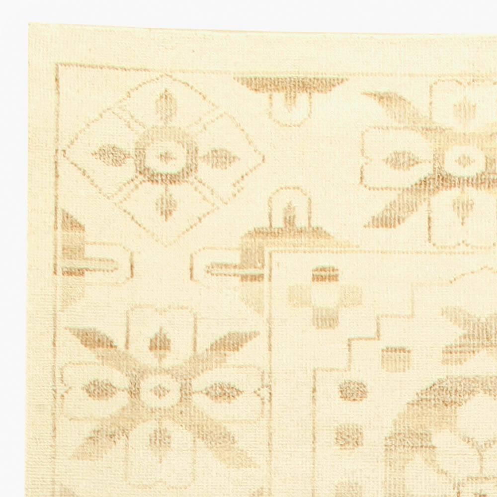 Zeitgenössischer, traditioneller, orientalisch inspirierter, handgefertigter Teppich von Doris Leslie Blau (Handgeknüpft) im Angebot
