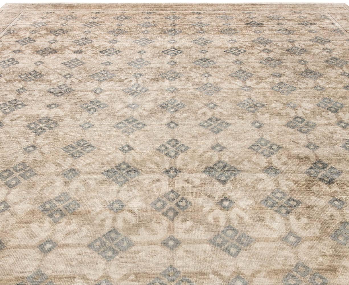 Zeitgenössischer traditioneller orientalisch inspirierter Samarkand-Teppich von Doris Leslie Blau (Moderne) im Angebot