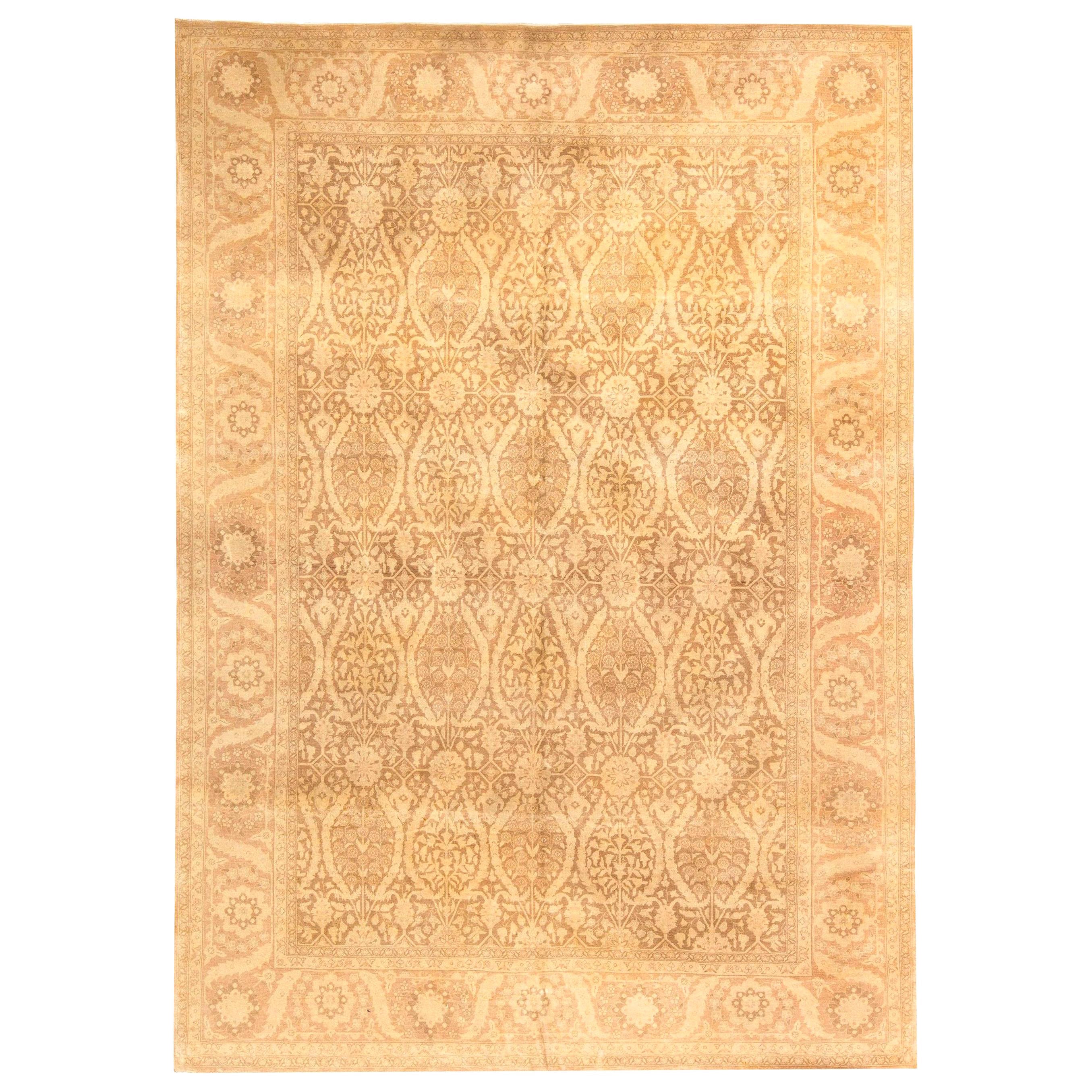 Tapis contemporain en laine d'inspiration orientale traditionnelle de Doris Leslie Blau