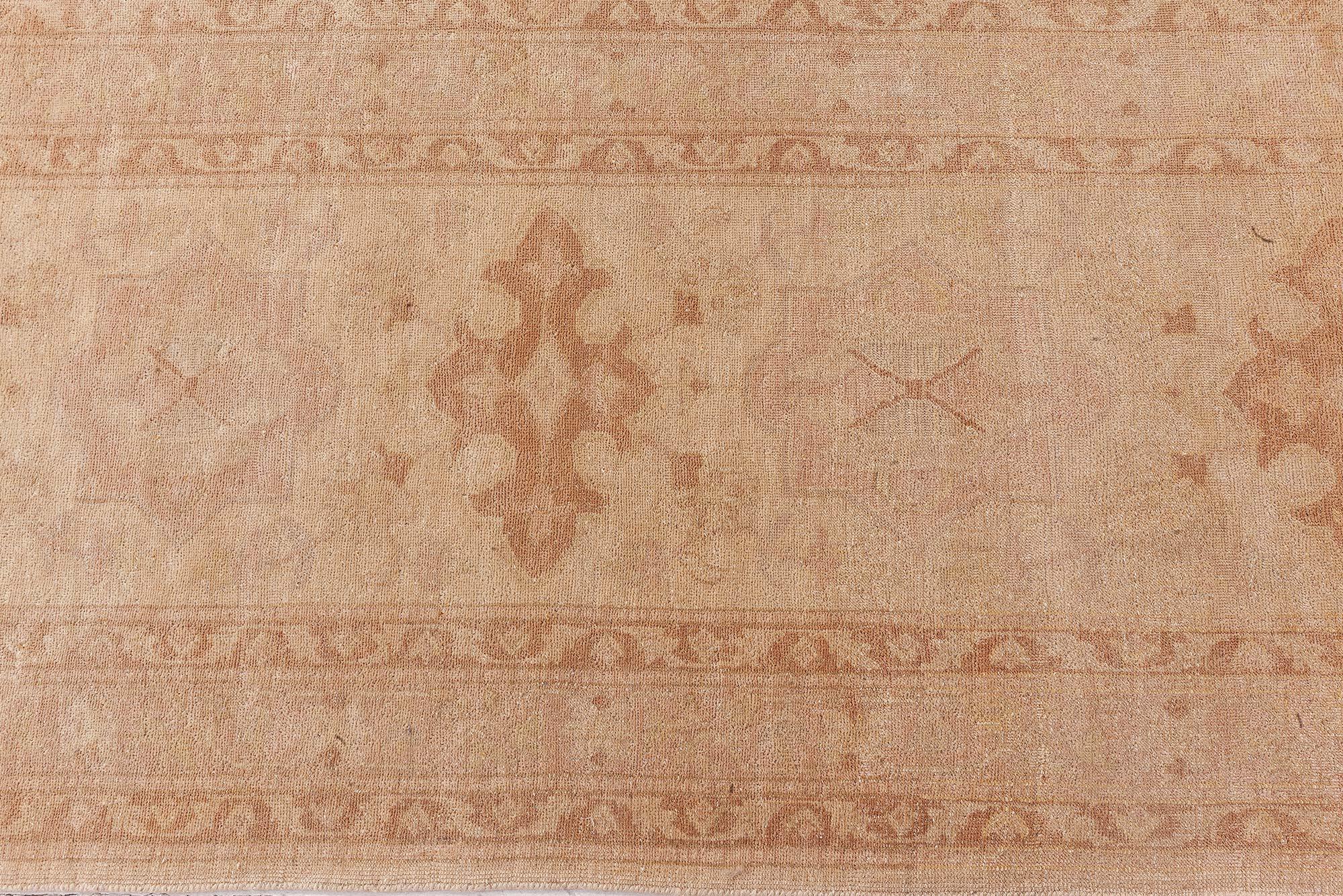 Contemporary Traditional Tabriz Inspired Handmade Wool Rug by Doris Leslie Blau im Angebot 1