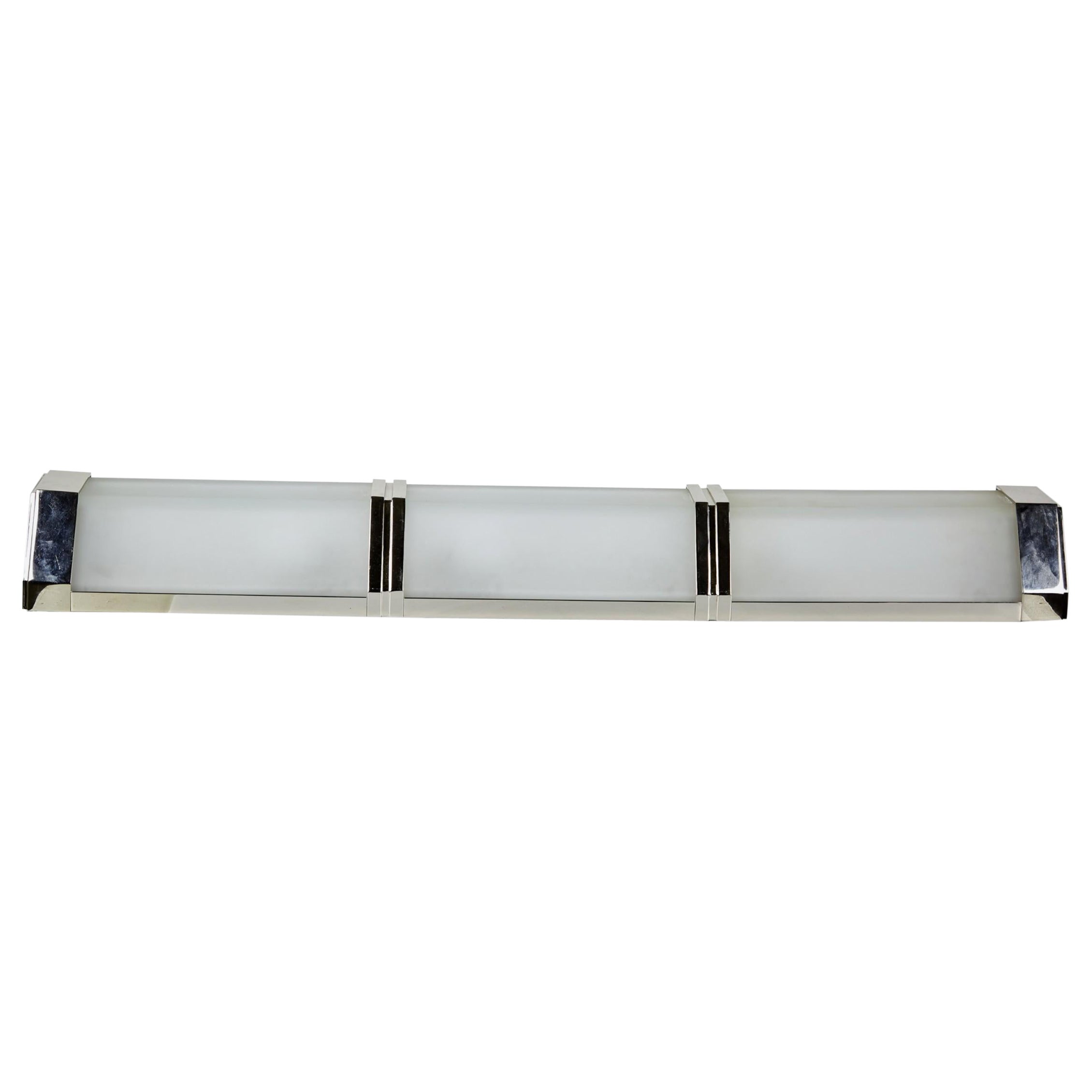 Applique contemporanea trapezoidale in vetro smerigliato e metallo argentato