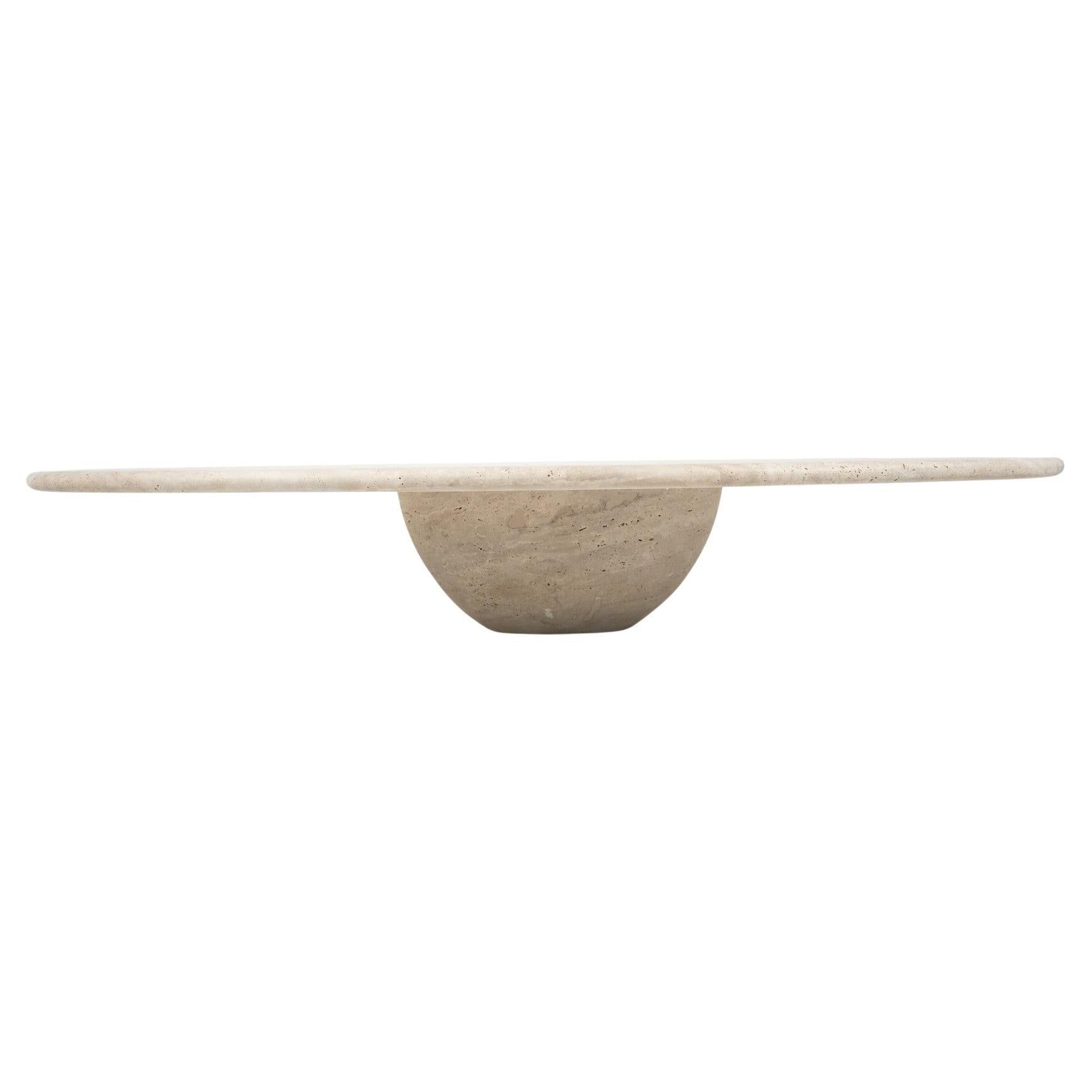 Table basse contemporaine en travertin, Italie en vente