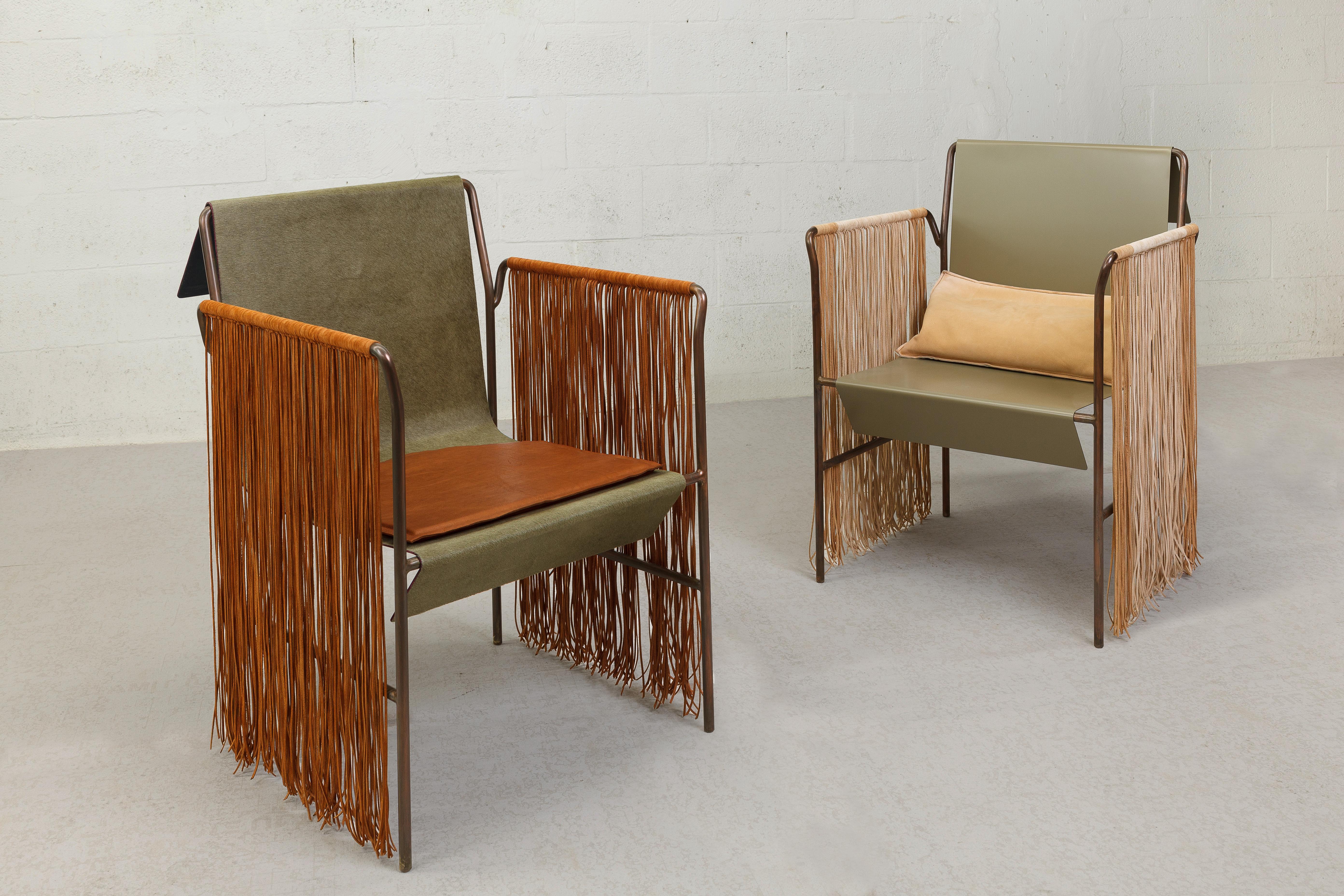 Contemporary Tribal Arm Chair in Patinated Steel and Leather by Vivian Carbonell For Sale 5
