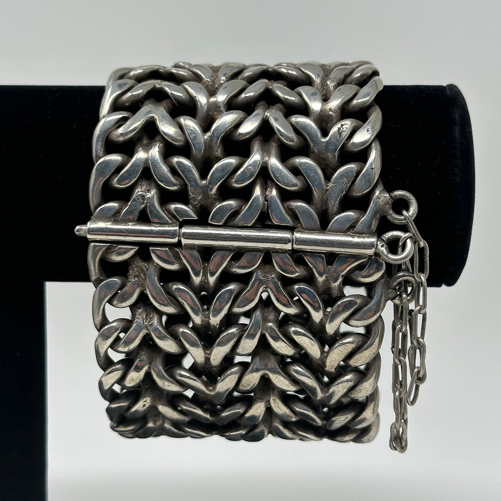 Contemporary Tribal Silver Chain Mesh Cuff from India For Sale 3