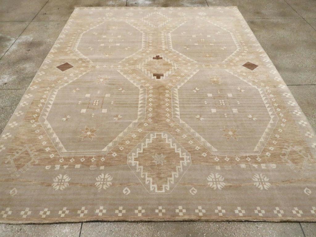 Contemporary Tribal-Style Turkish Anatolian Room Size Carpet In New Condition For Sale In New York, NY