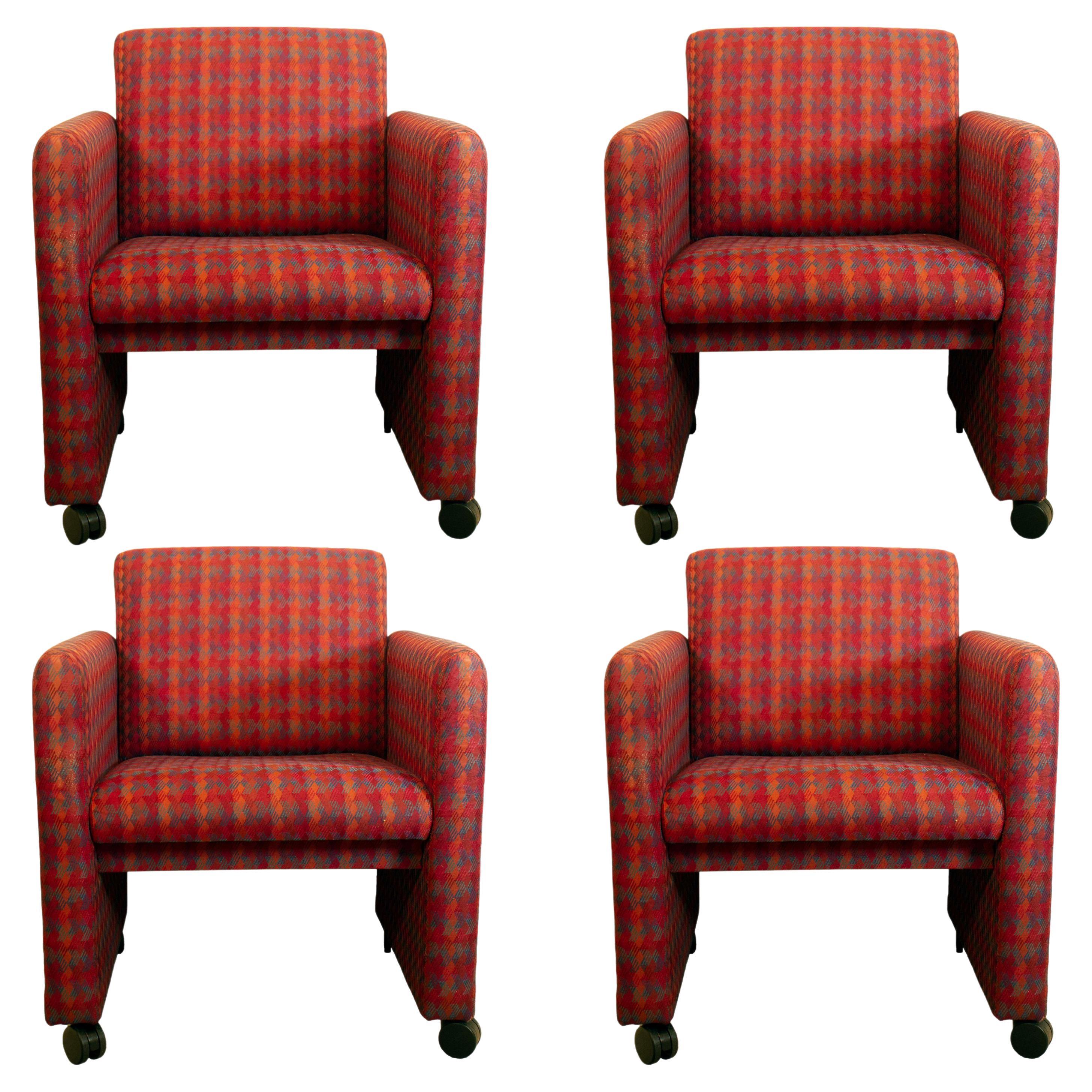 Contemporary TriMark Tulip Set of 4 Club Chairs on Casters, 1980s