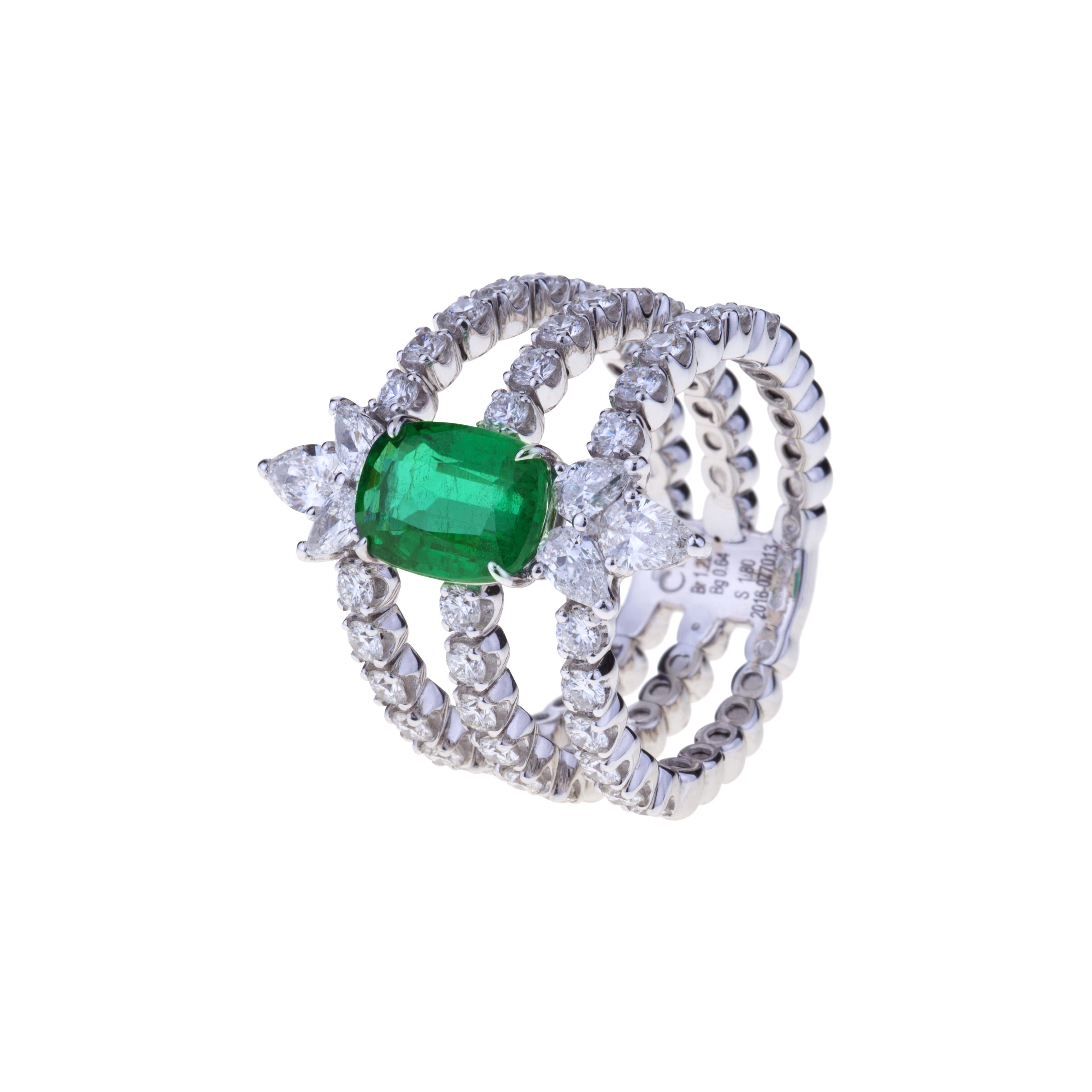 cushion cut emerald engagement rings