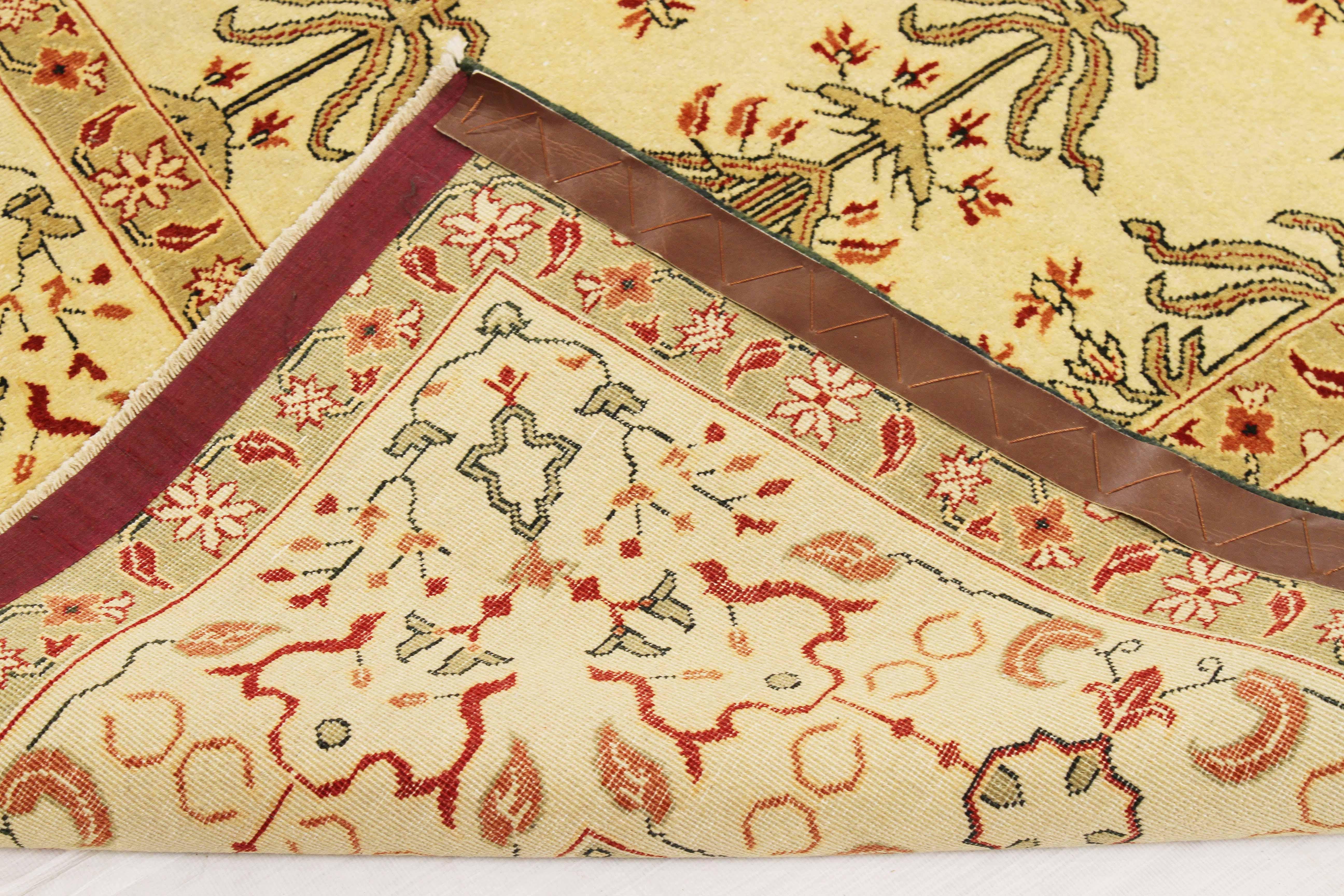 Contemporary Turkish Agra Rug with Beige and Brown Botanical Details In New Condition For Sale In Dallas, TX
