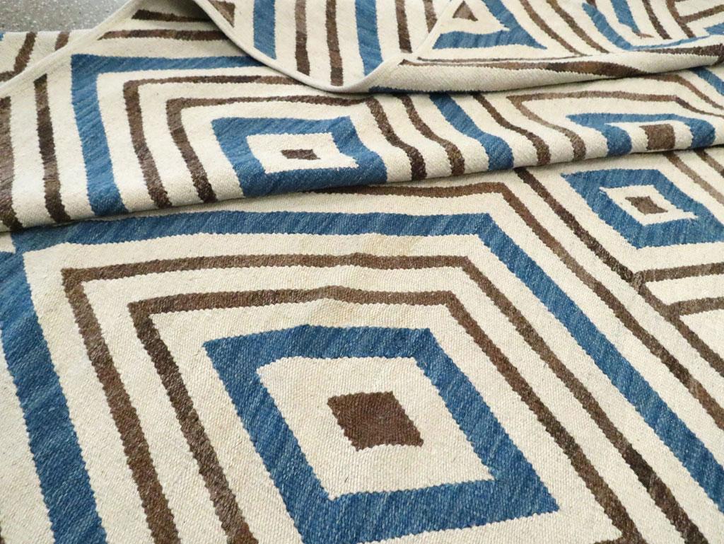 Contemporary Turkish Flatweave Kilim Large Room Size Carpet In Cream and Blue 3