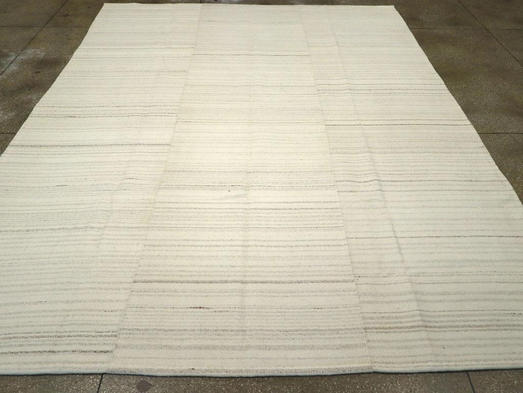 Hand-Woven Contemporary Turkish Flatweave Kilim Room Size Carpet in Beige For Sale