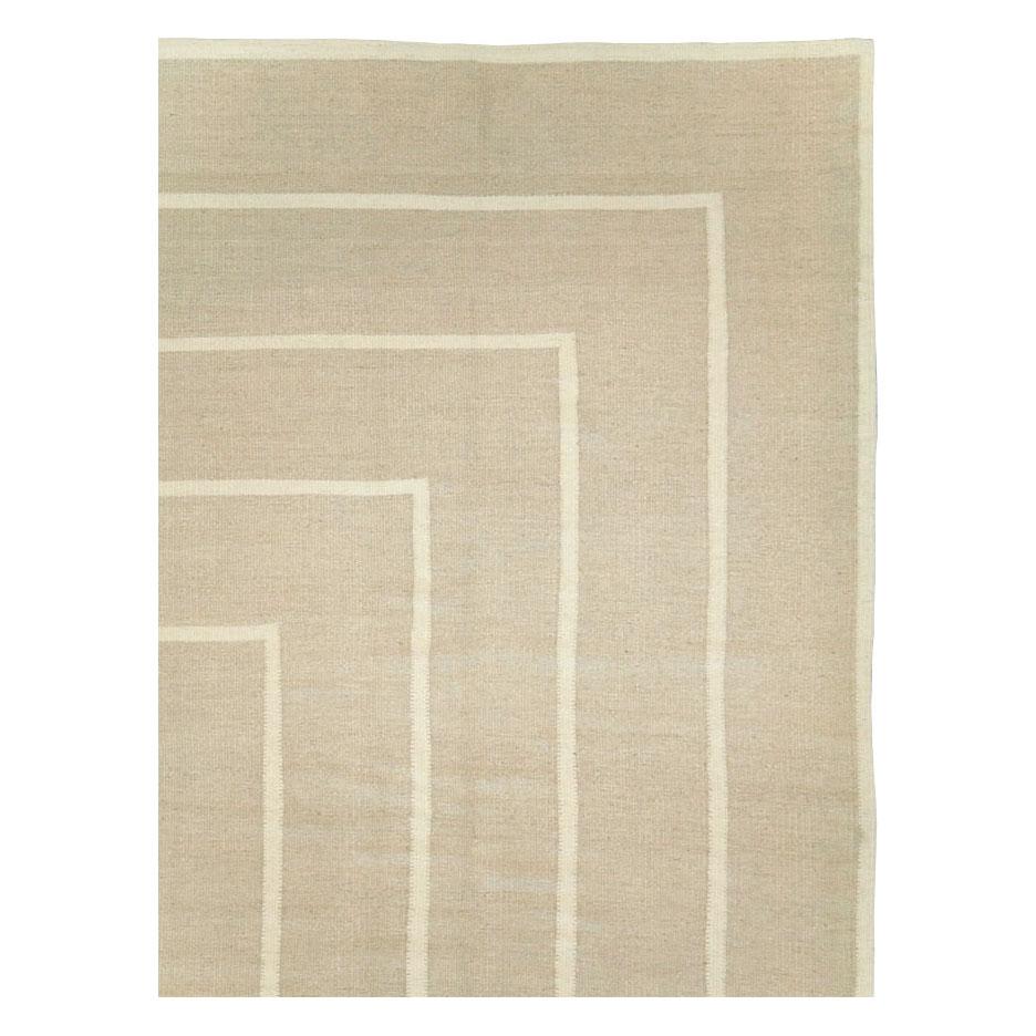 Modern Contemporary Turkish Flatweave Large Room Size Carpet in Beige and Cream