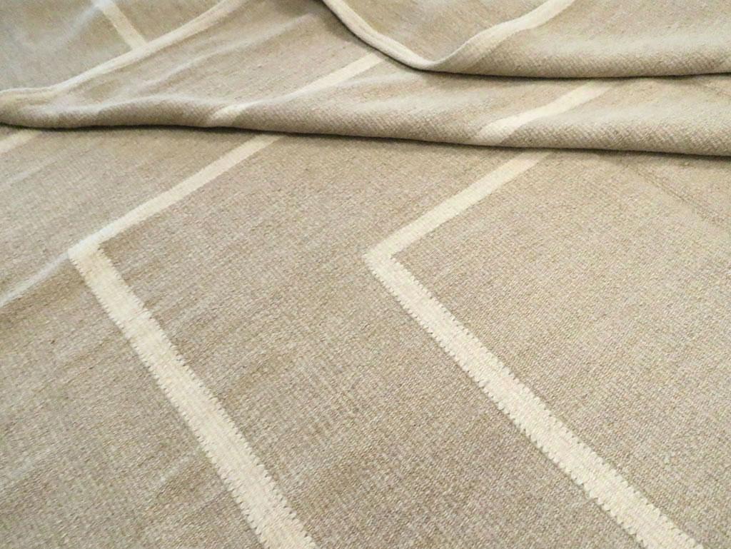 Contemporary Turkish Flatweave Large Room Size Carpet in Beige and Cream 3