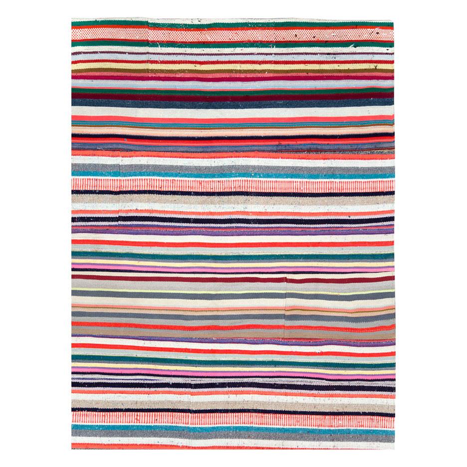 Zeitgenössischer türkischer handgefertigter Flachgewebe-Teppich in Zimmergröße mit lebhaften Farben (Türkisch) im Angebot