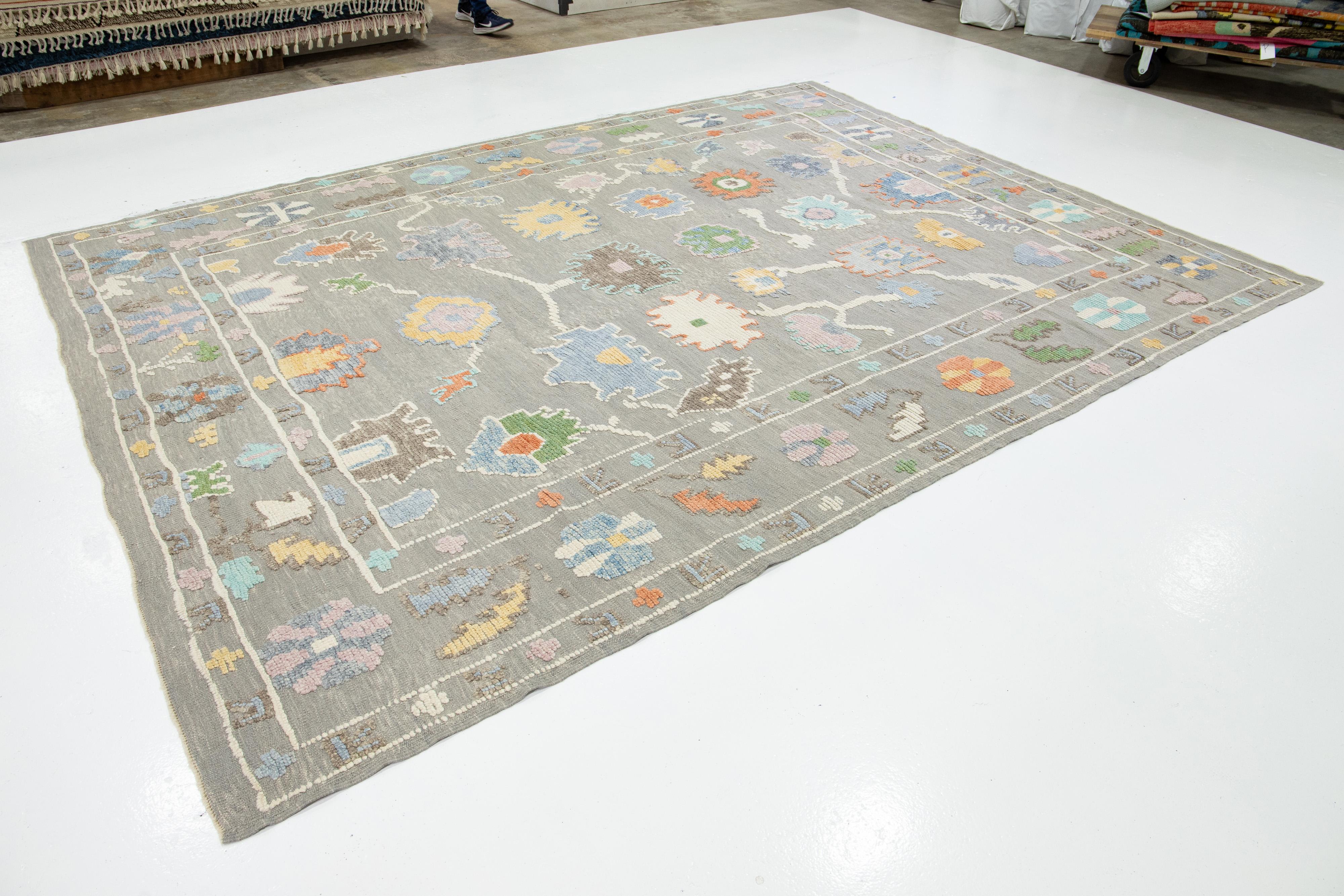Contemporary Turkish Oushak Floral Wool Rug Handmade In Light Gray Color For Sale 1