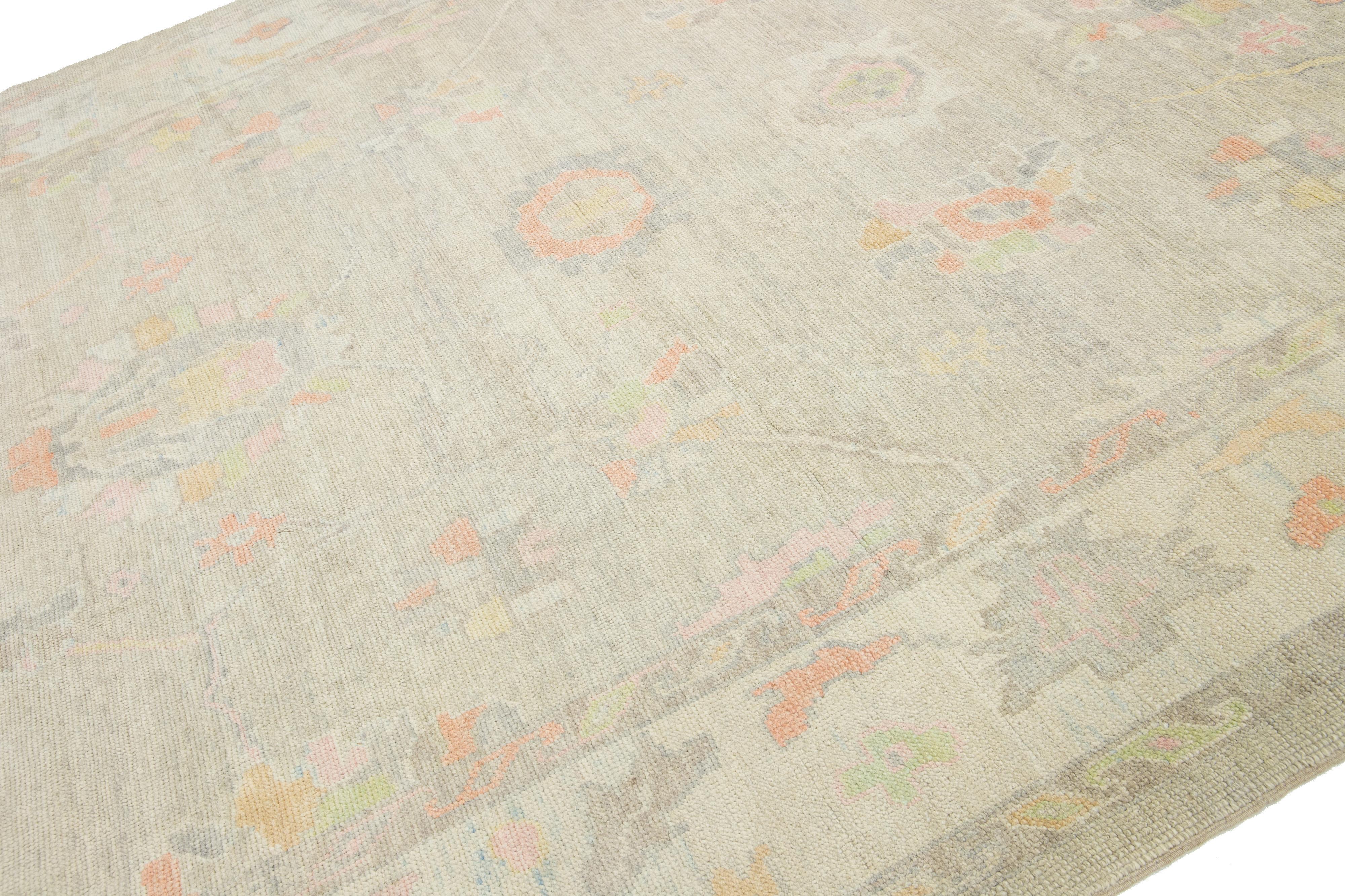 Alfombra Turca Contemporánea De Lana Floral Oushak En Beige Anudado a mano en venta